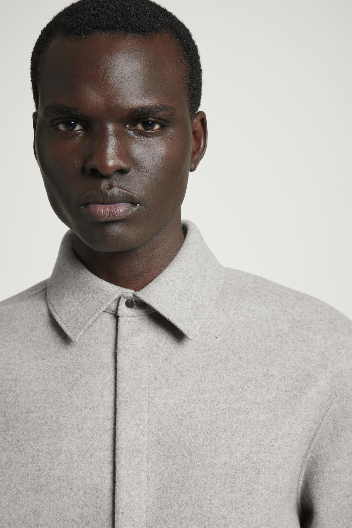 RELAXED WOOL-BLEND OVERSHIRT Product Image