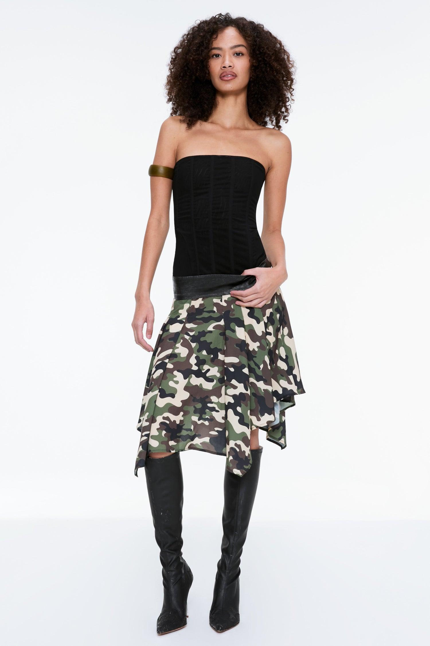 TY SKIRT - CAMO Product Image