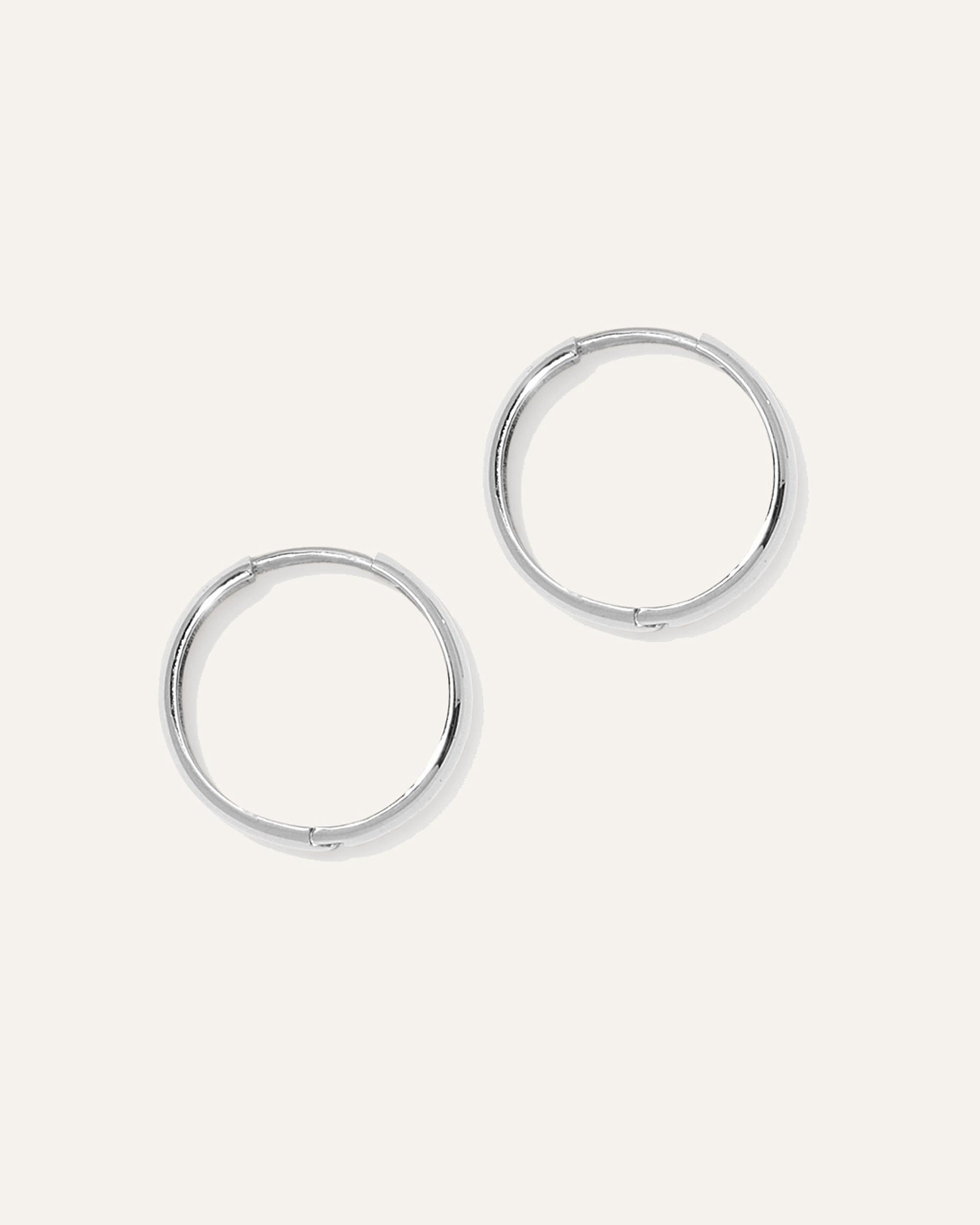 Quince | Women's 14K Gold Bold Hoop Earrings Product Image