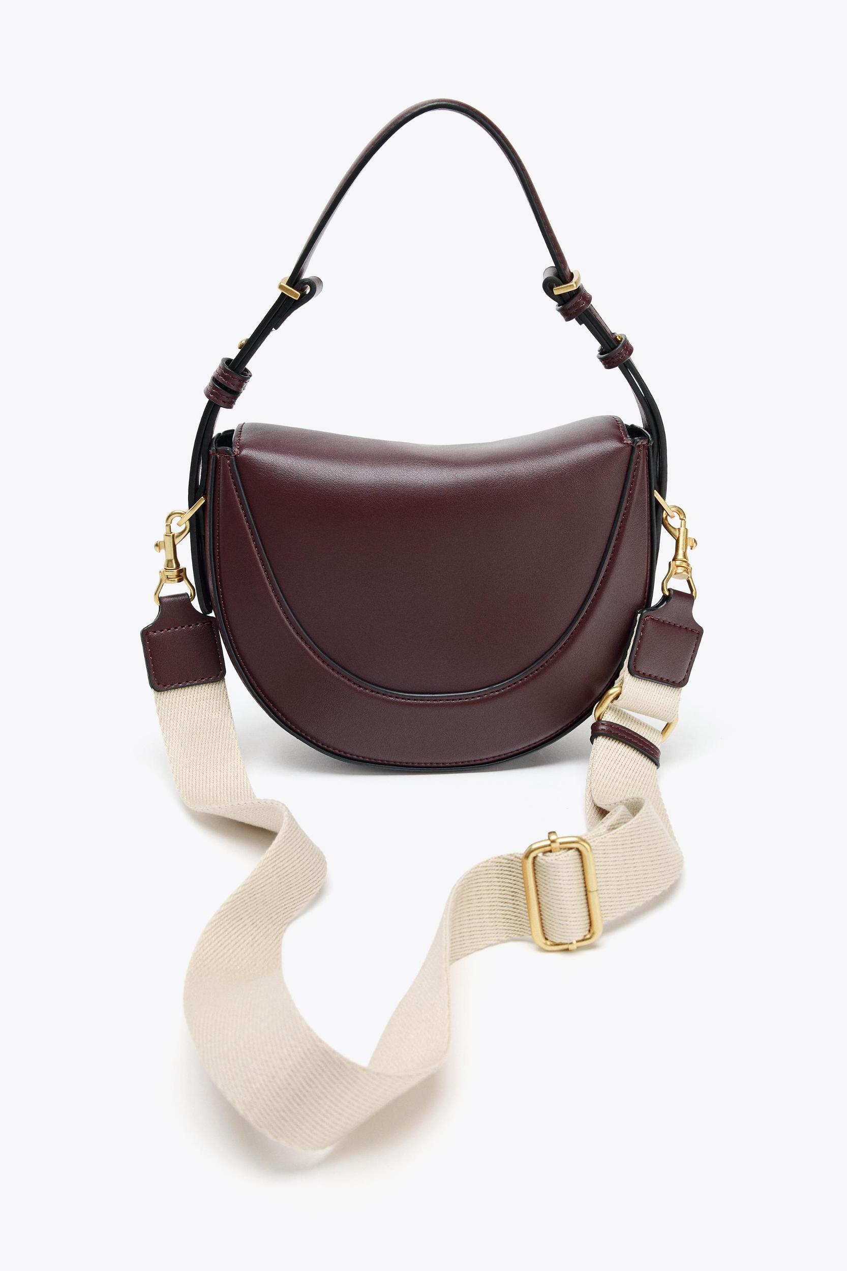 FLAP CROSSBODY BAG Product Image