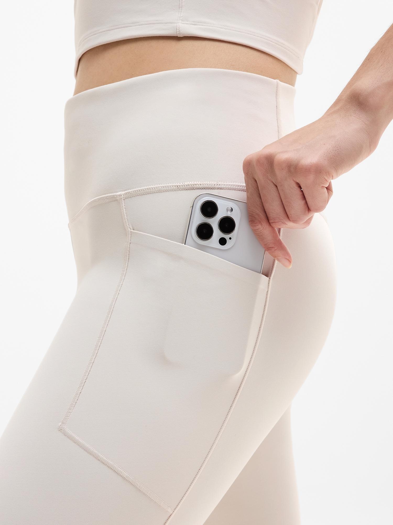 Salutation Stash 7/8 Legging Product Image