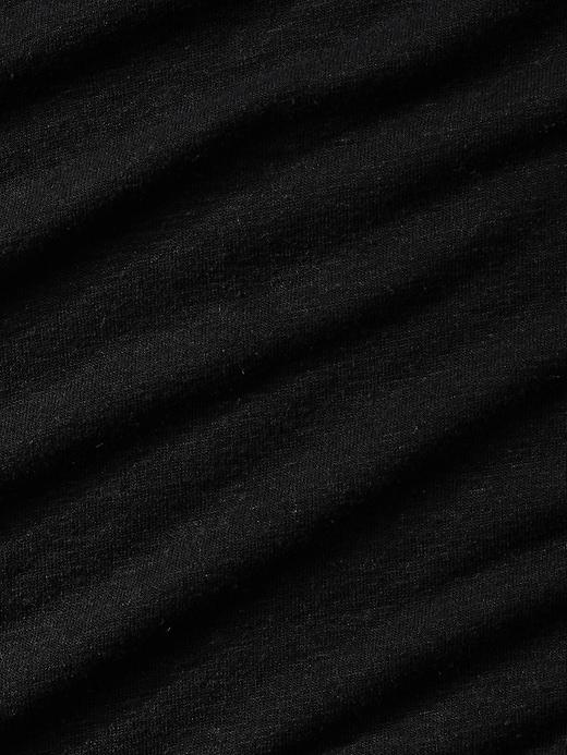 Getaway Linen Blend V-Neck Tee Product Image