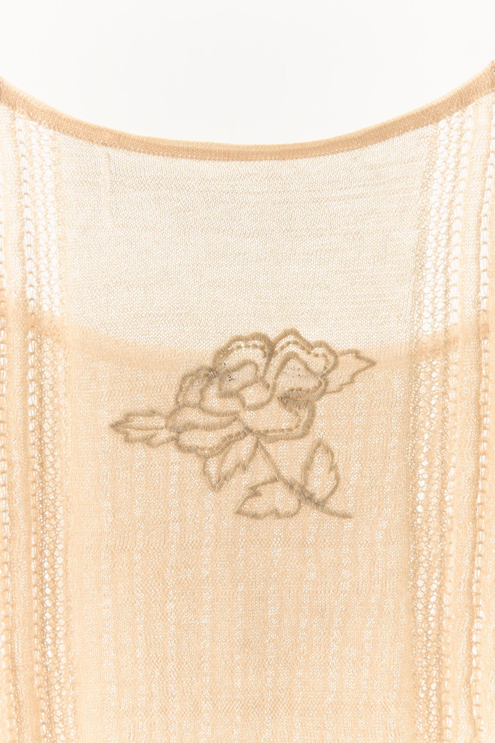 FLORAL EMBROIDERED KNIT TOP Product Image