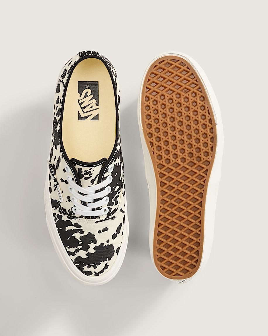 Premium Authentic Shoe in Cow Black / White| Vans US Product Image