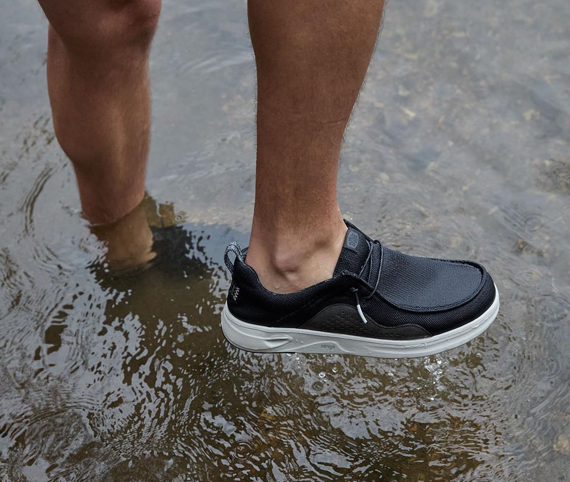 Men's HEYDUDE Wally Hey2O Casual Shoes Product Image