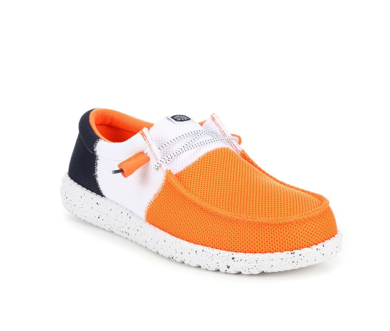 Men's HEYDUDE Wally Tri Varsity Mesh-M Casual Shoes Product Image