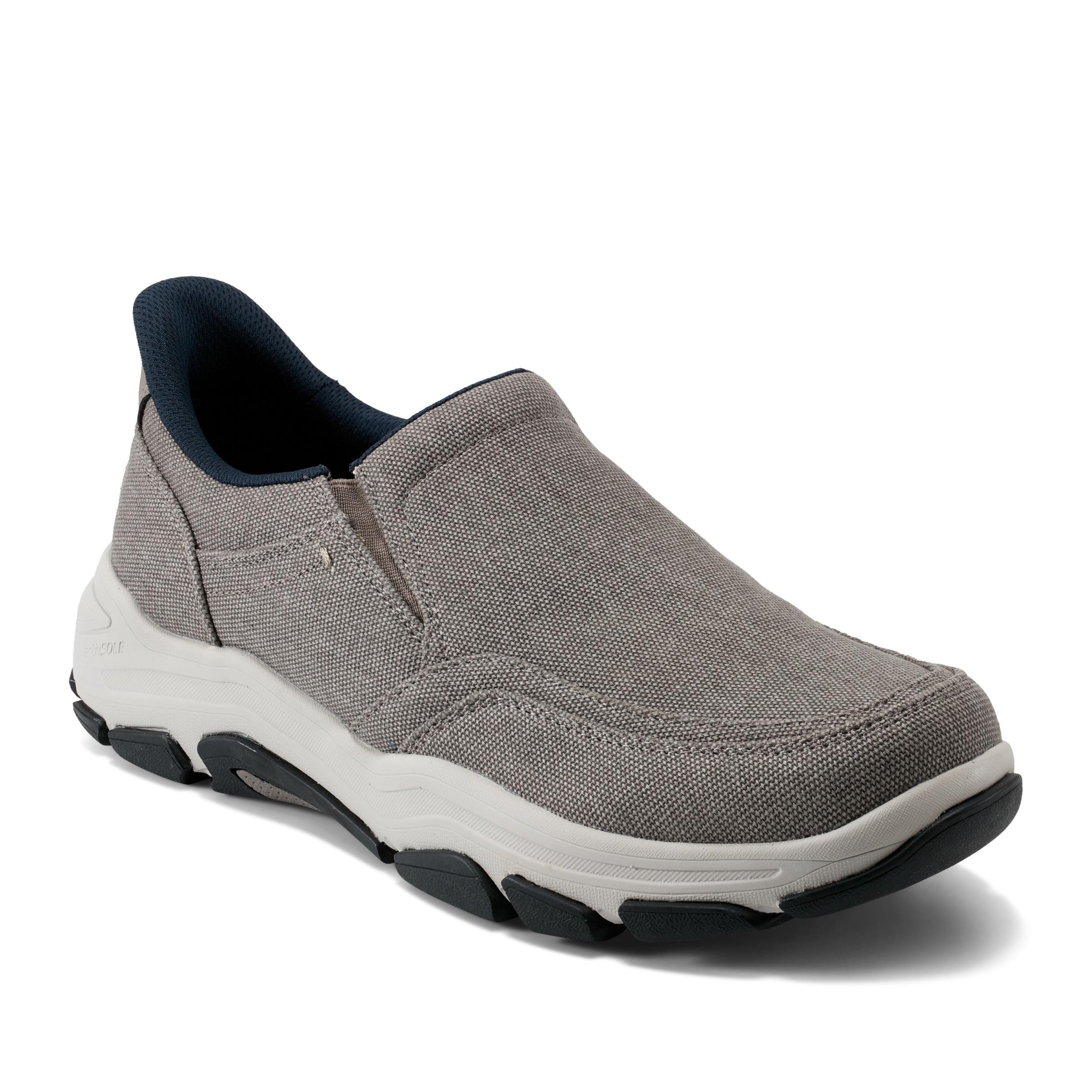 Men's Reece Step Activated Casual Slip-on Product Image