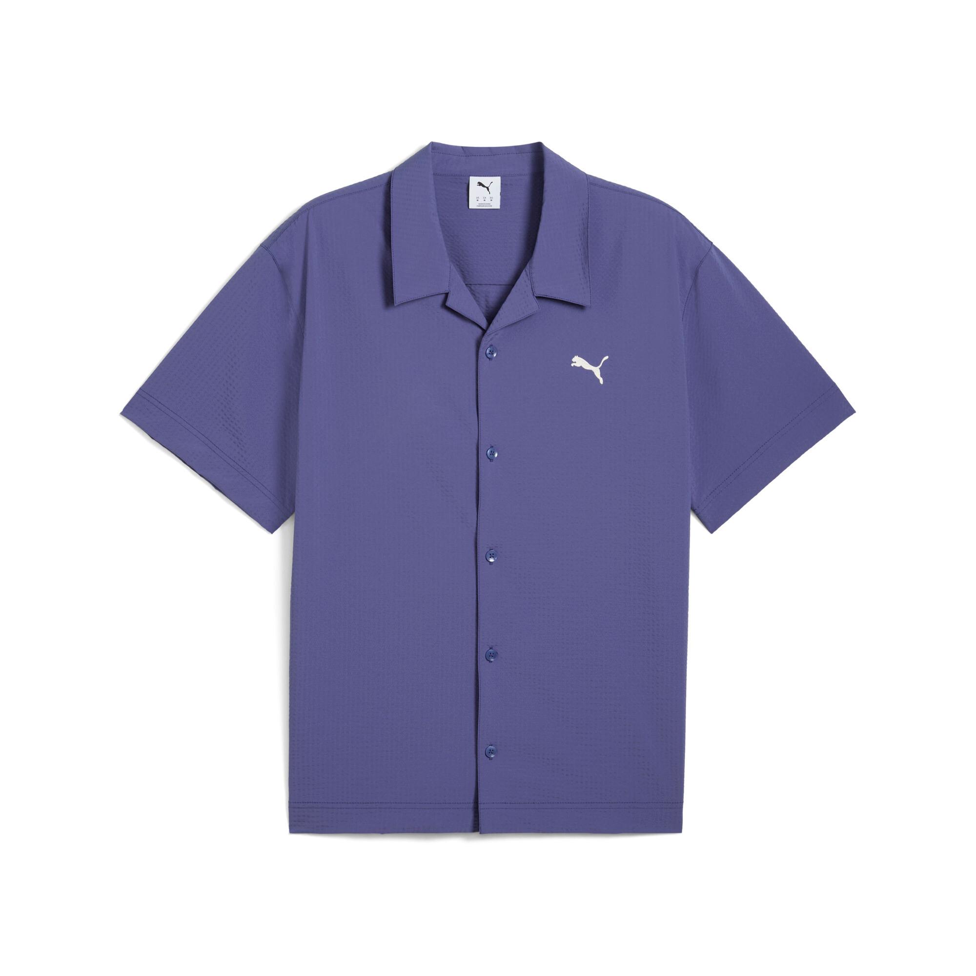 WARDROBE ESSENTIALS Men's Seersucker Relaxed Shirt Product Image