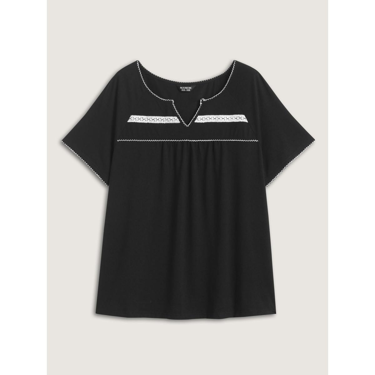 Plus Size Lace Color Contrast Pleated T-Shirt Black Women Boho Woven ribbon&lace trim Round Neck Vacation T-shirts BloomChic 14-16/1X Product Image