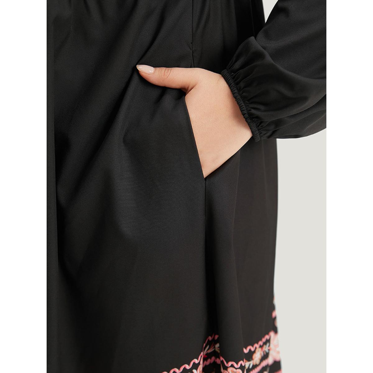 Plus Size Bandana Print Lantern Sleeve Pocket Dress Black Women Resort Elastic cuffs Round Neck Long Sleeve Curvy Knee Dress BloomChic 12/L Product Image