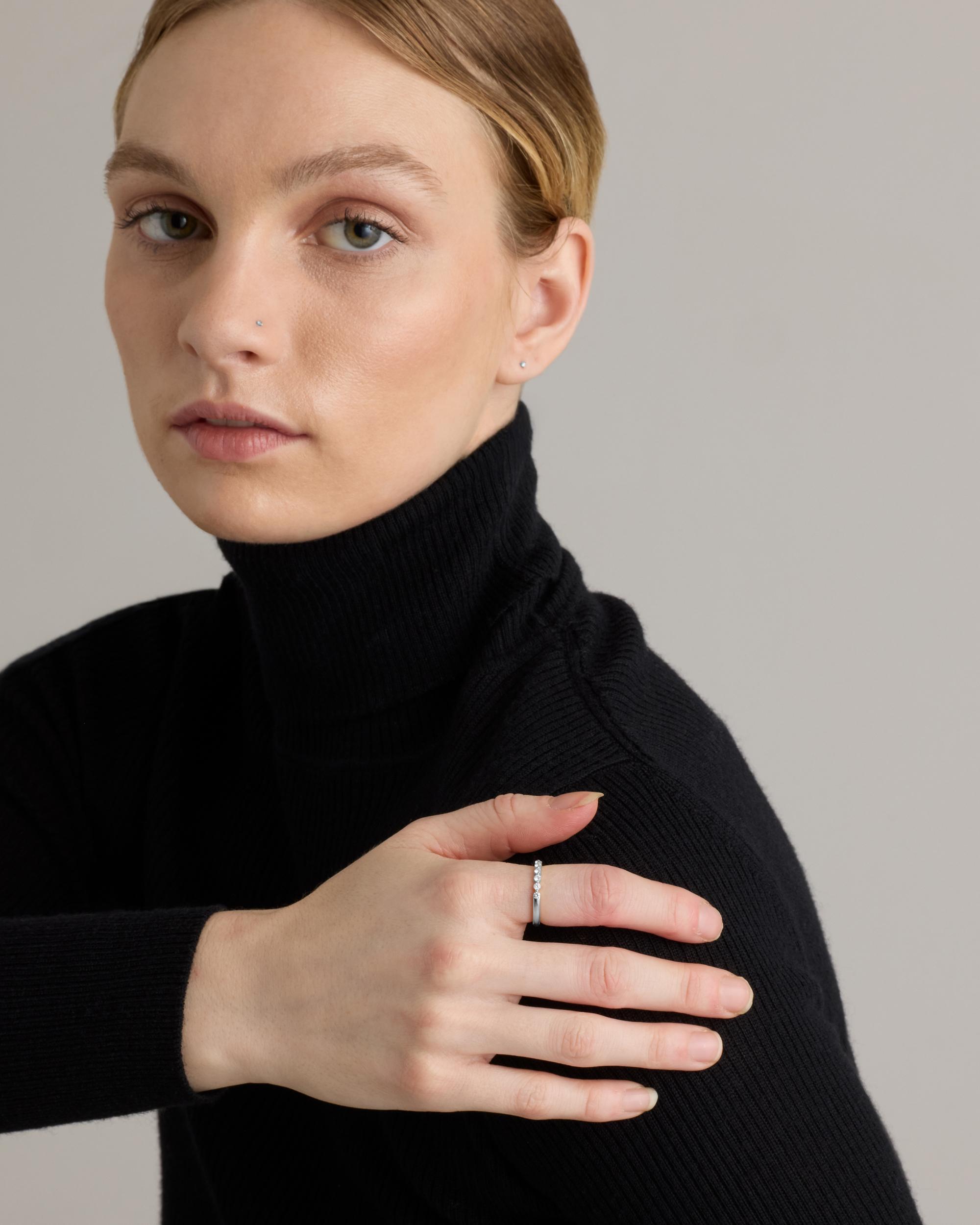 Quince | Women's Lab Grown Diamond Single Shared Prong Halfway Band Rings Product Image