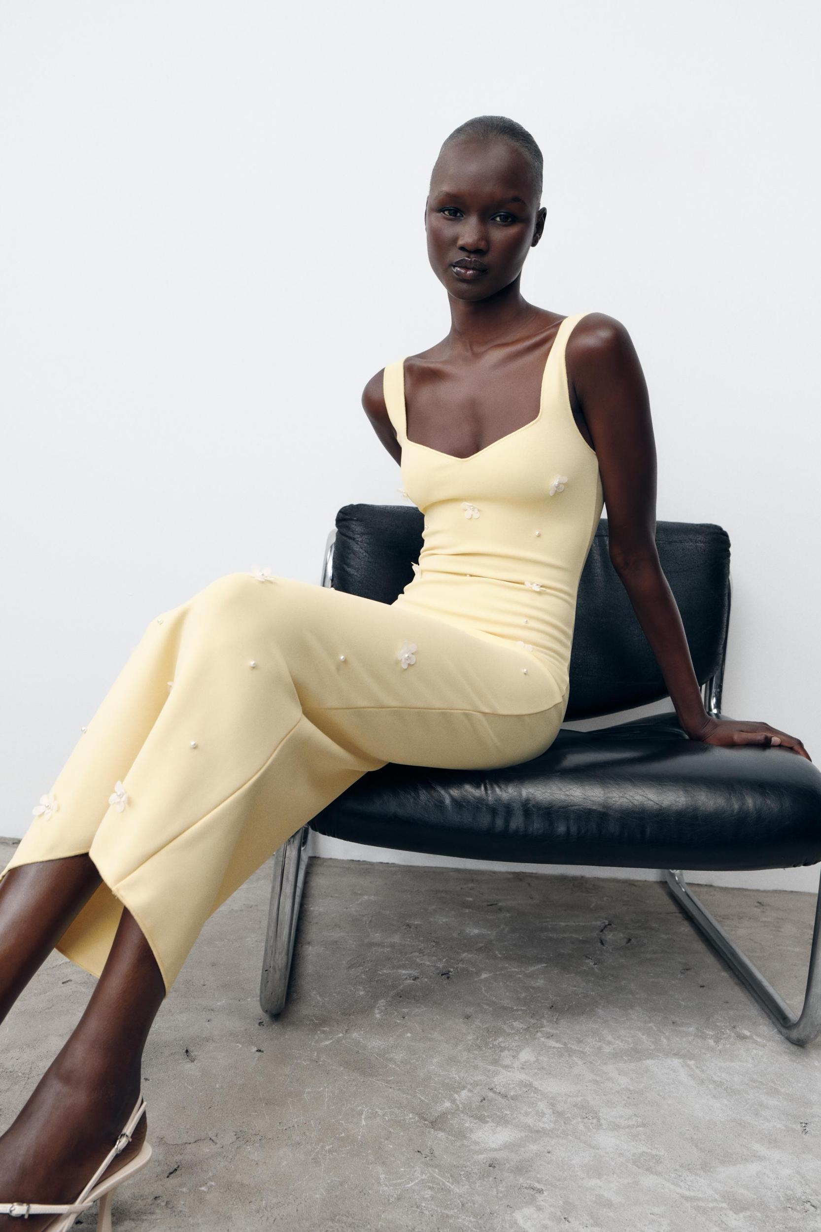 FLORAL STRETCH DRESS Product Image