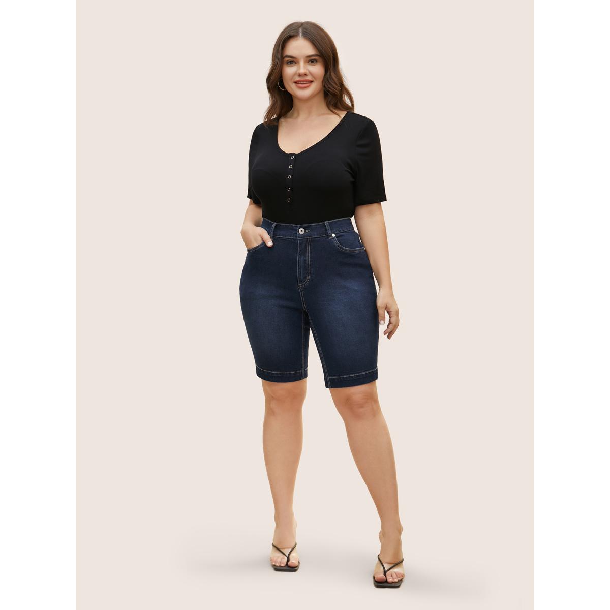 Plus Size Dark Wash Split Hem Quilted Denim Shorts Women Denimindigo Topstitching High stretch Everyday Slanted pocket Casual Denim Shorts BloomChic 10/M Product Image
