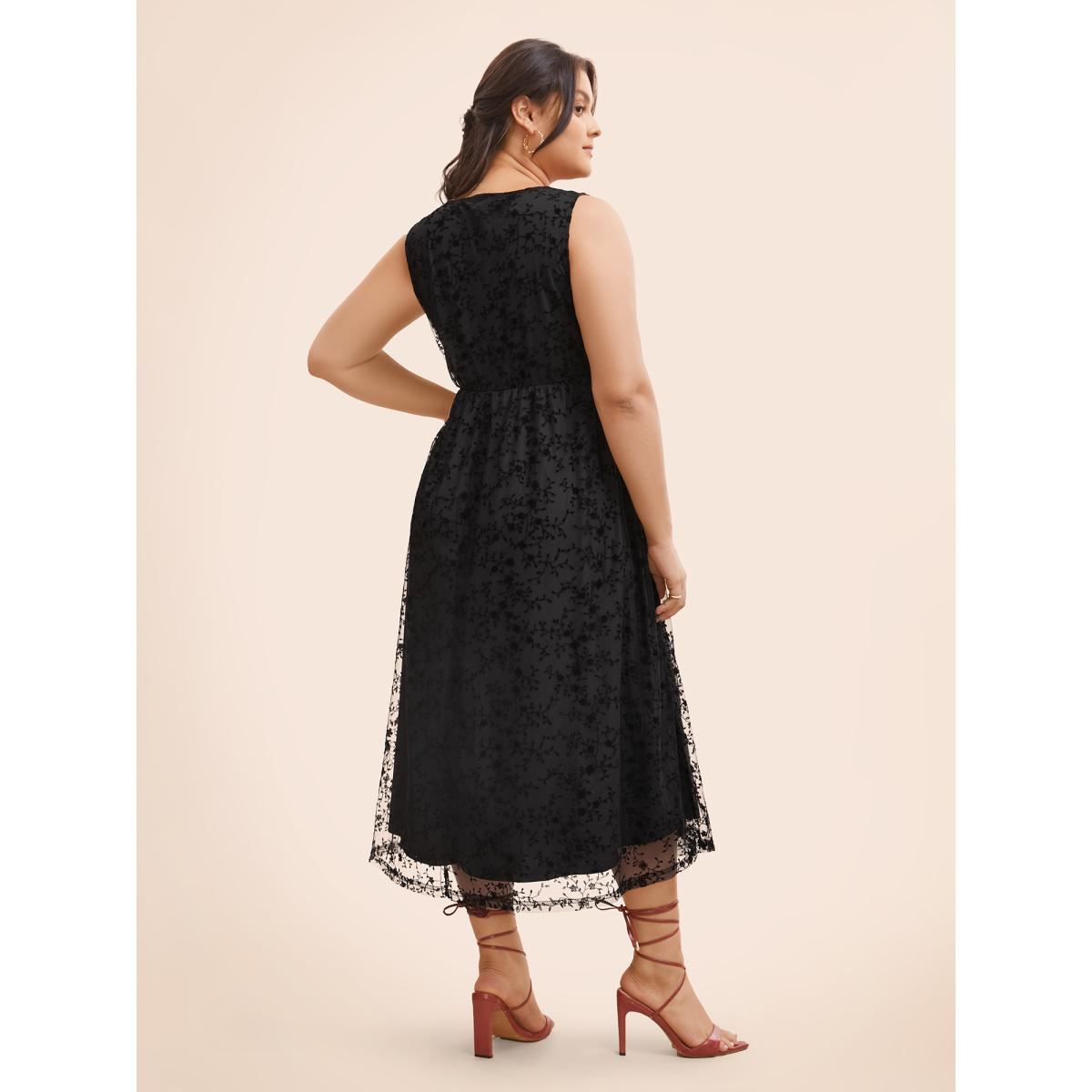 Plus Size Floral Flocking Mesh Sleeveless Dress Black Women Elegant Texture V-neck Sleeveless Curvy BloomChic 22-24/3X Product Image