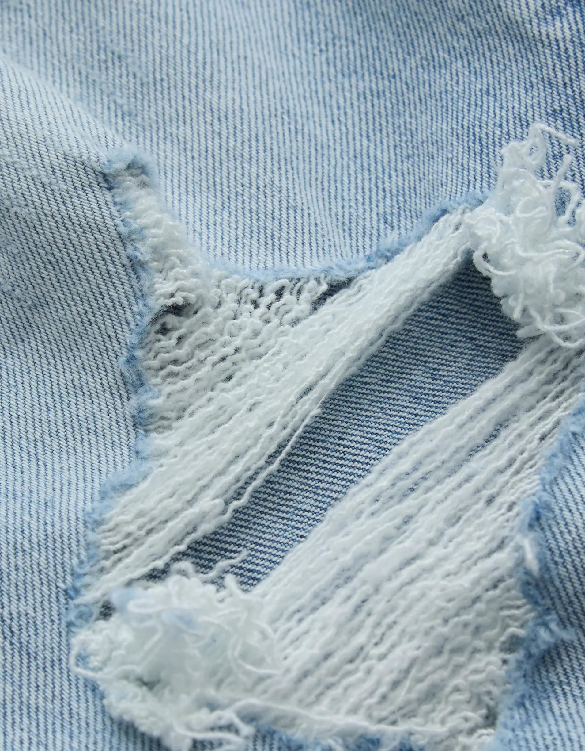 AE77 Premium Ripped Mom Jean Product Image