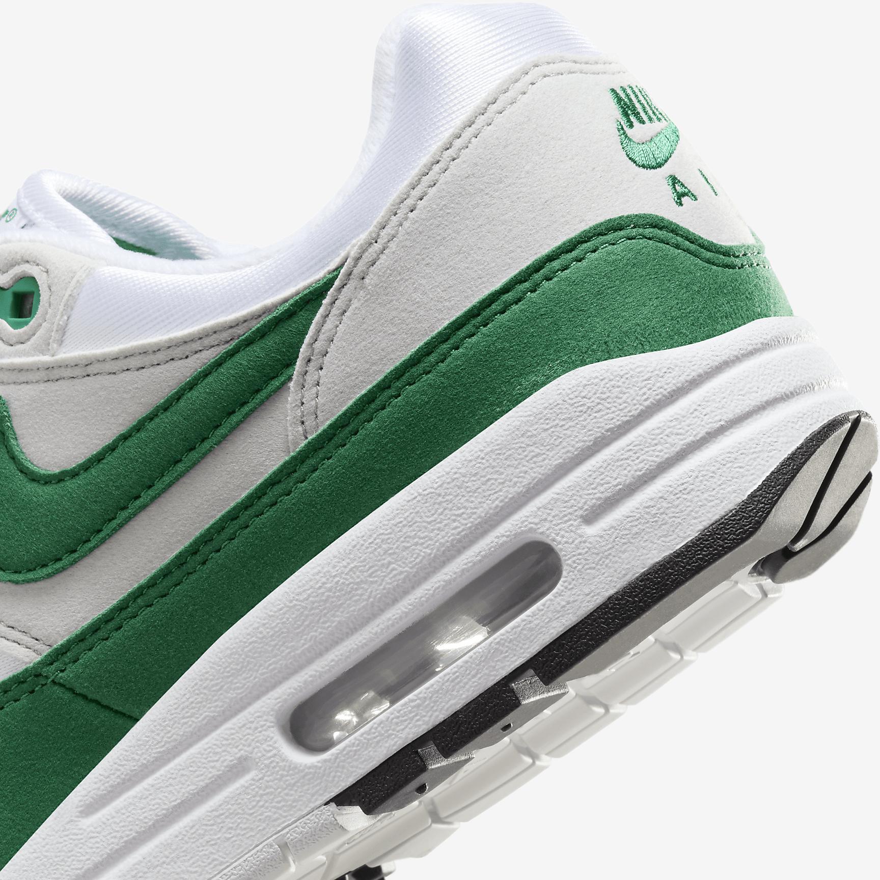 Womens Nike Air Max 1 Casual Shoes Product Image