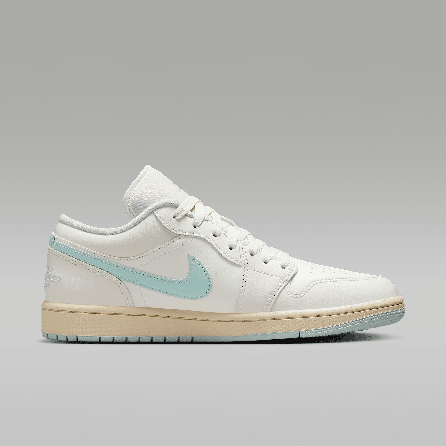 Womens Air Jordan 1 Low Shoes | DC0774-134 Product Image
