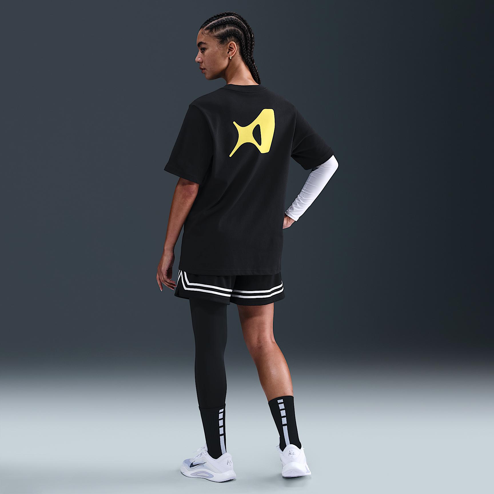 Nike Womens Aja Wilson Loose Short-Sleeve T-Shirt | HQ1696-011 Product Image