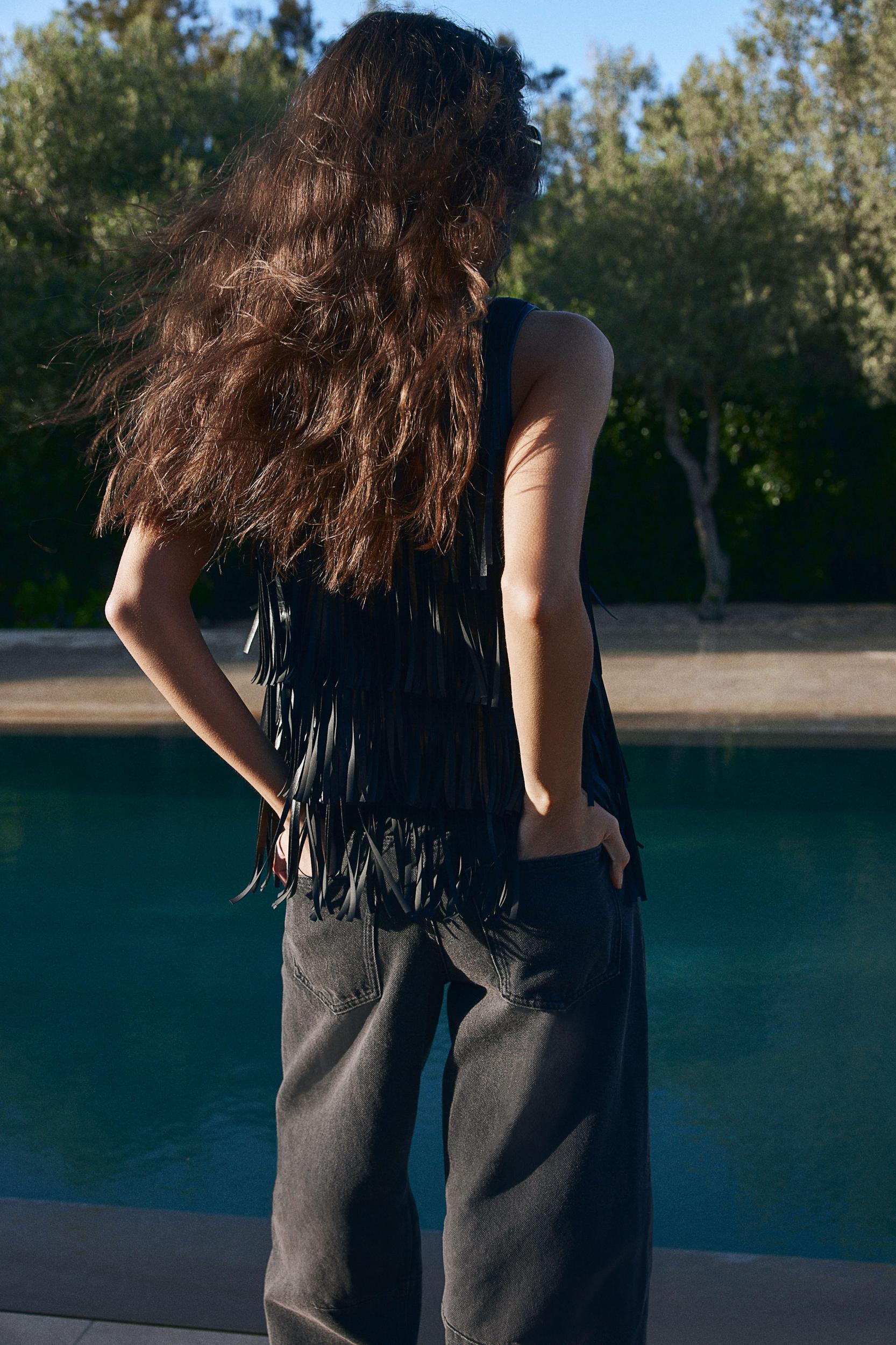 Barrel High Cropped Jeans Product Image