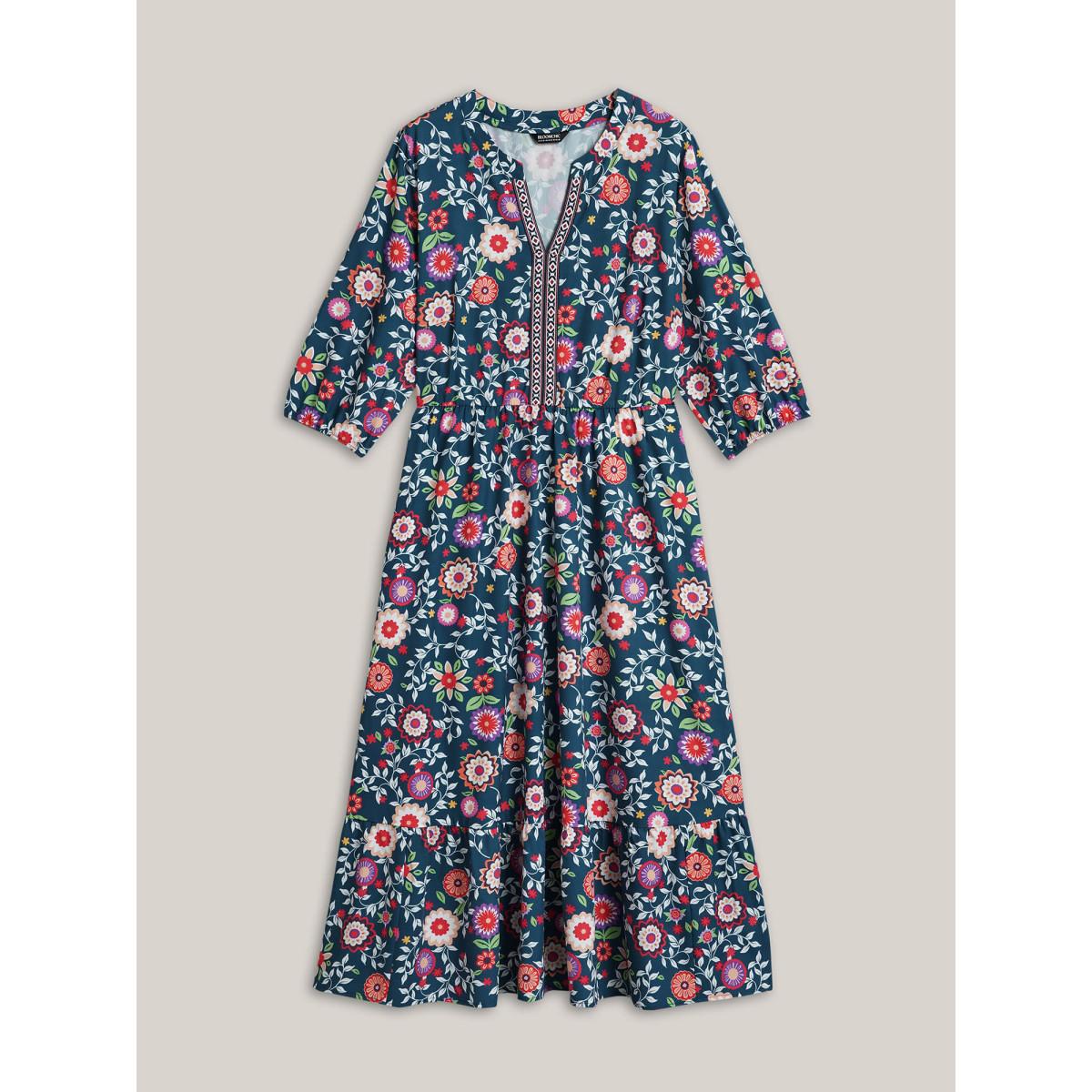 Plus Size Floral Print Stretchy-Waist Pockets Maxi Dress Navy Women Boho Non Flat collar with V-notch Elbow-length sleeve Curvy BloomChic 18-20/2X Product Image