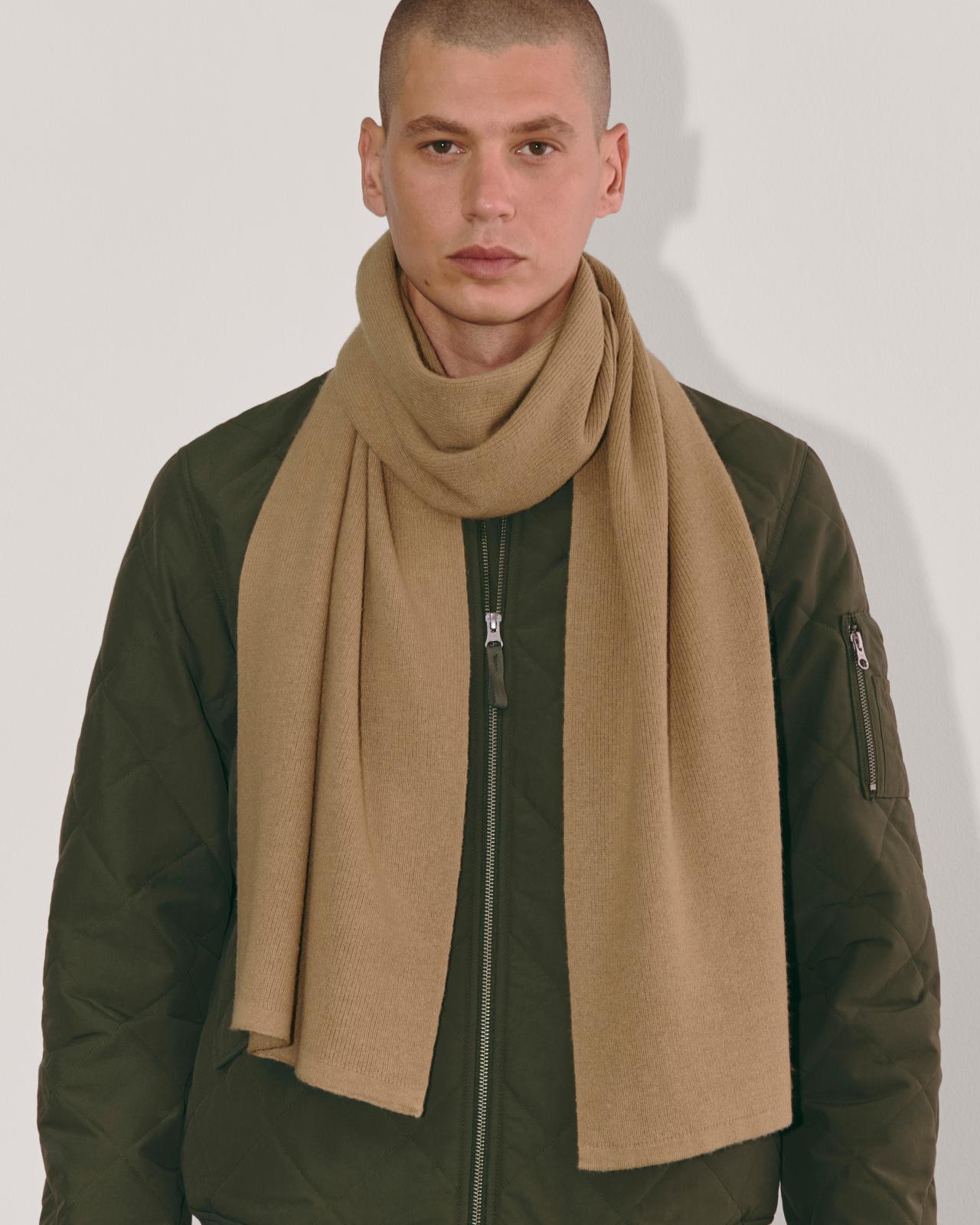 Mens Cabin Scarf by Everlane Product Image
