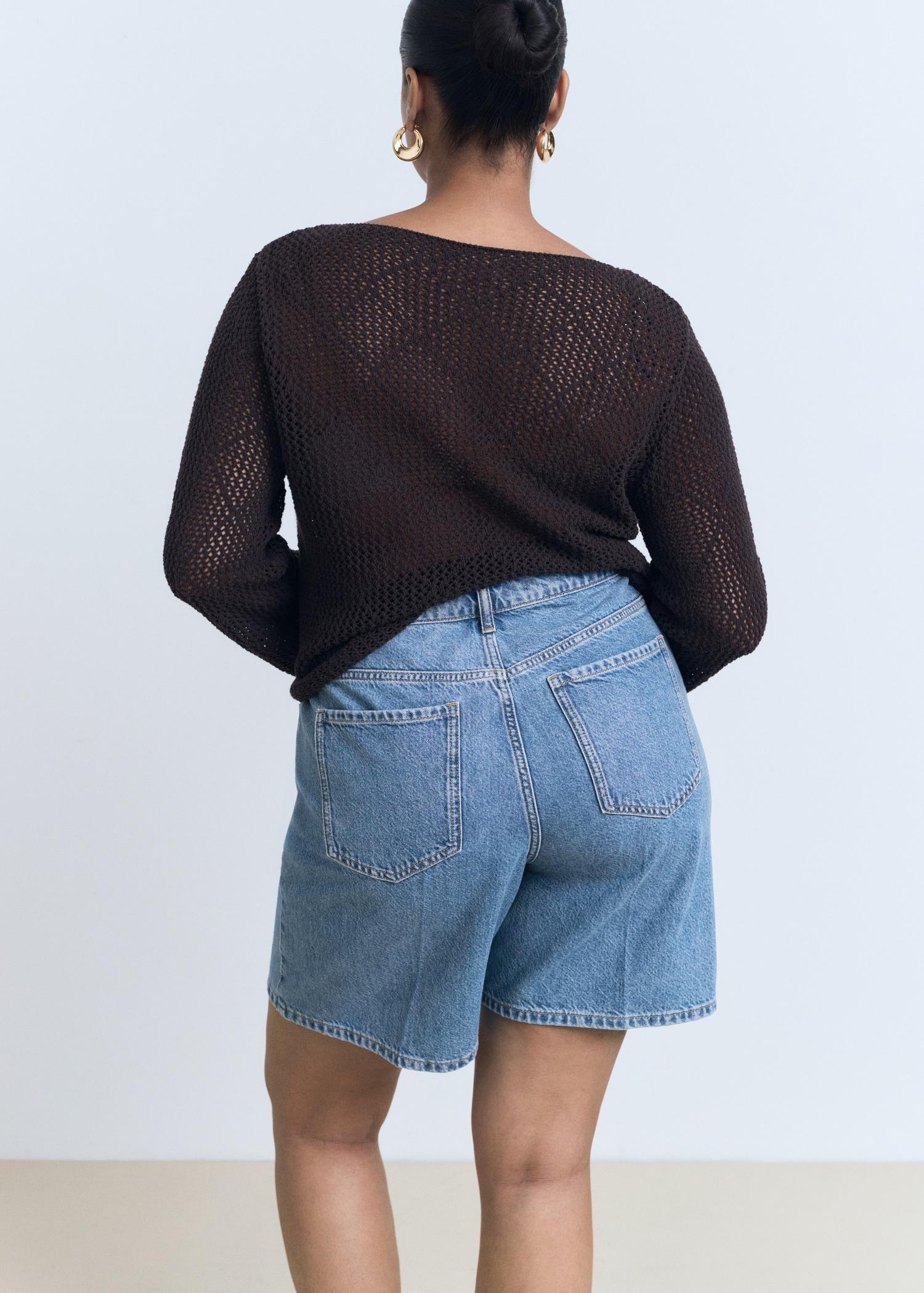 High-waist straight-fit denim shorts - Women | MANGO USA Product Image