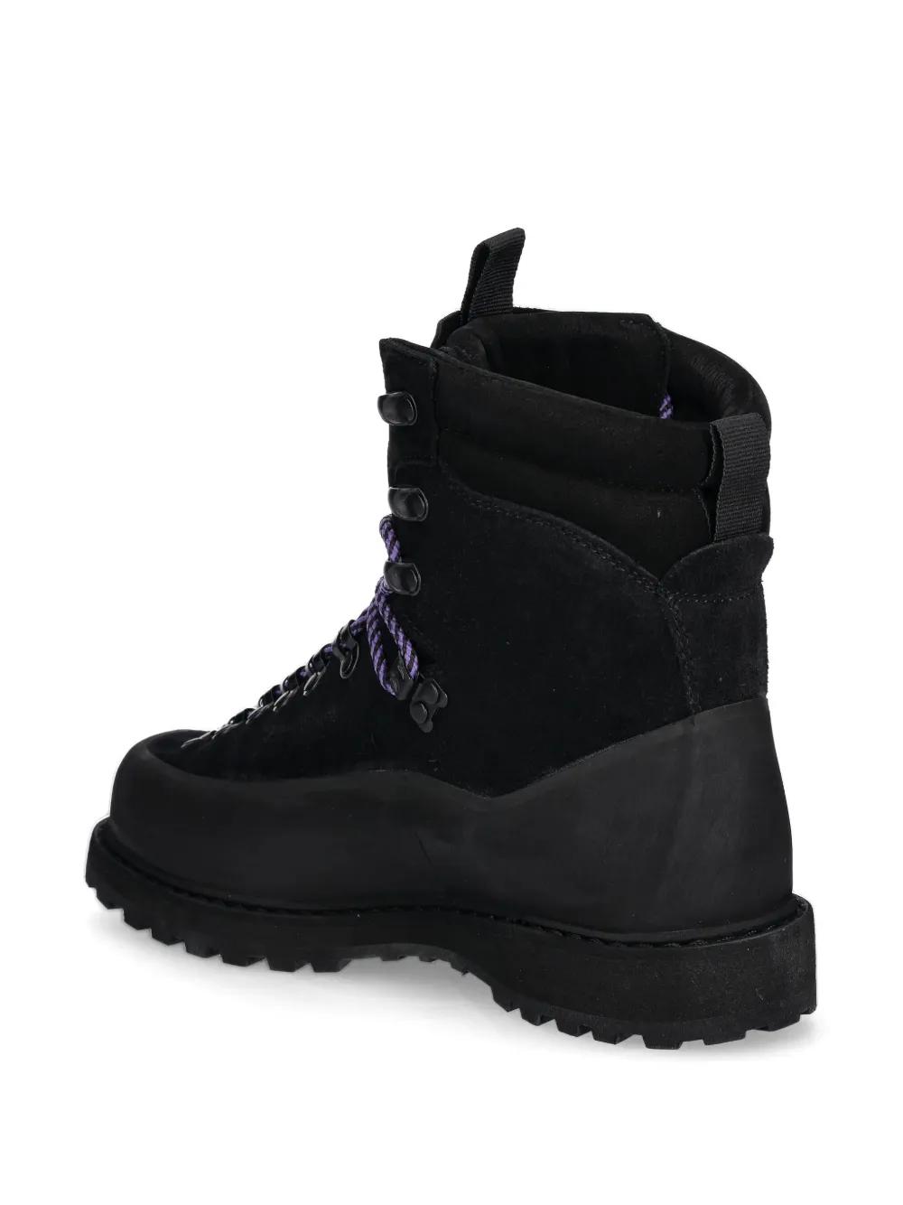 Everest boots Product Image