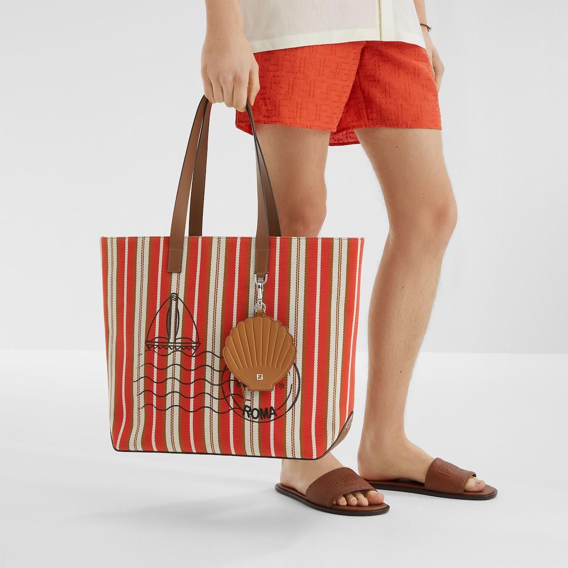 Shell CharmBrown leather charm Product Image