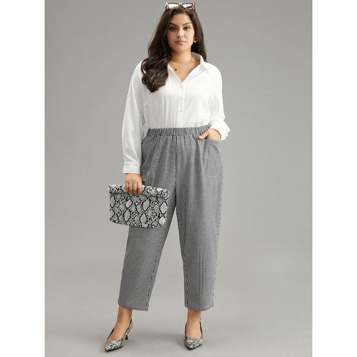 Plus Size Gingham Elastic Waist Pocket Pants Women Black At the Office Straight Leg High Rise Office Pants BloomChic 28/5X Product Image