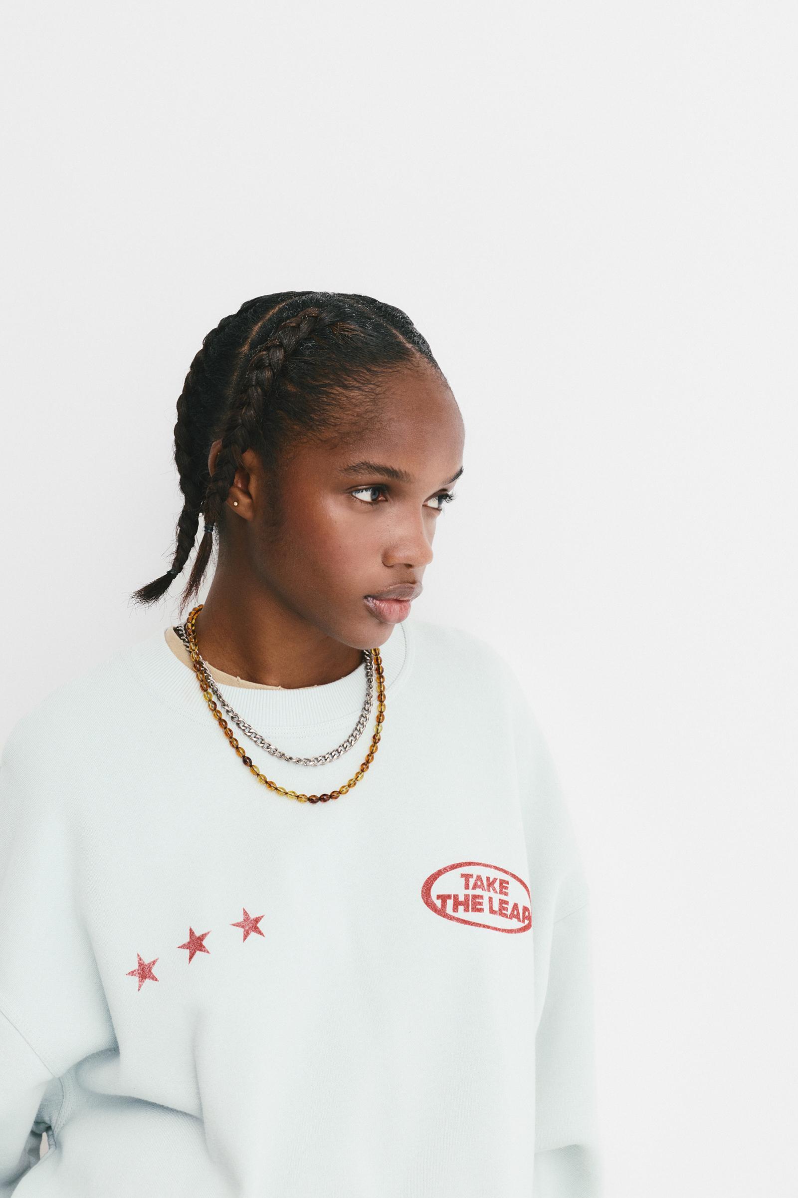 Star sweatshirt Product Image