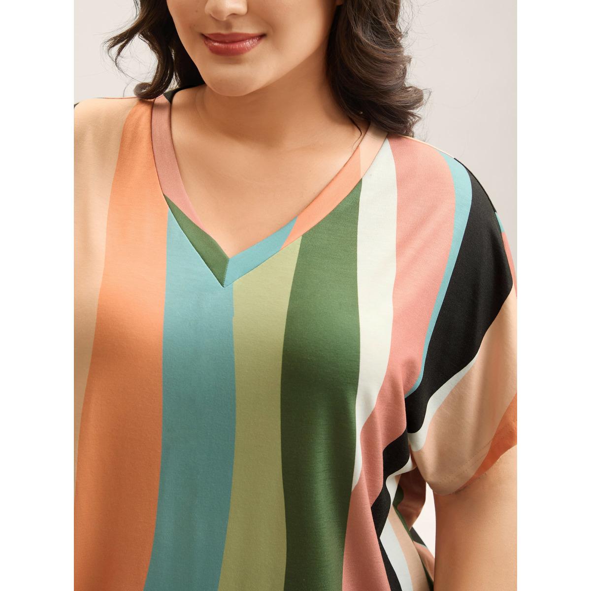 Plus Size Stretchy Colorful Irregular Stripes T-Shirt Multicolor Women Contrast V-neck Everyday-Casual T-shirts BloomChic 26/4X Product Image