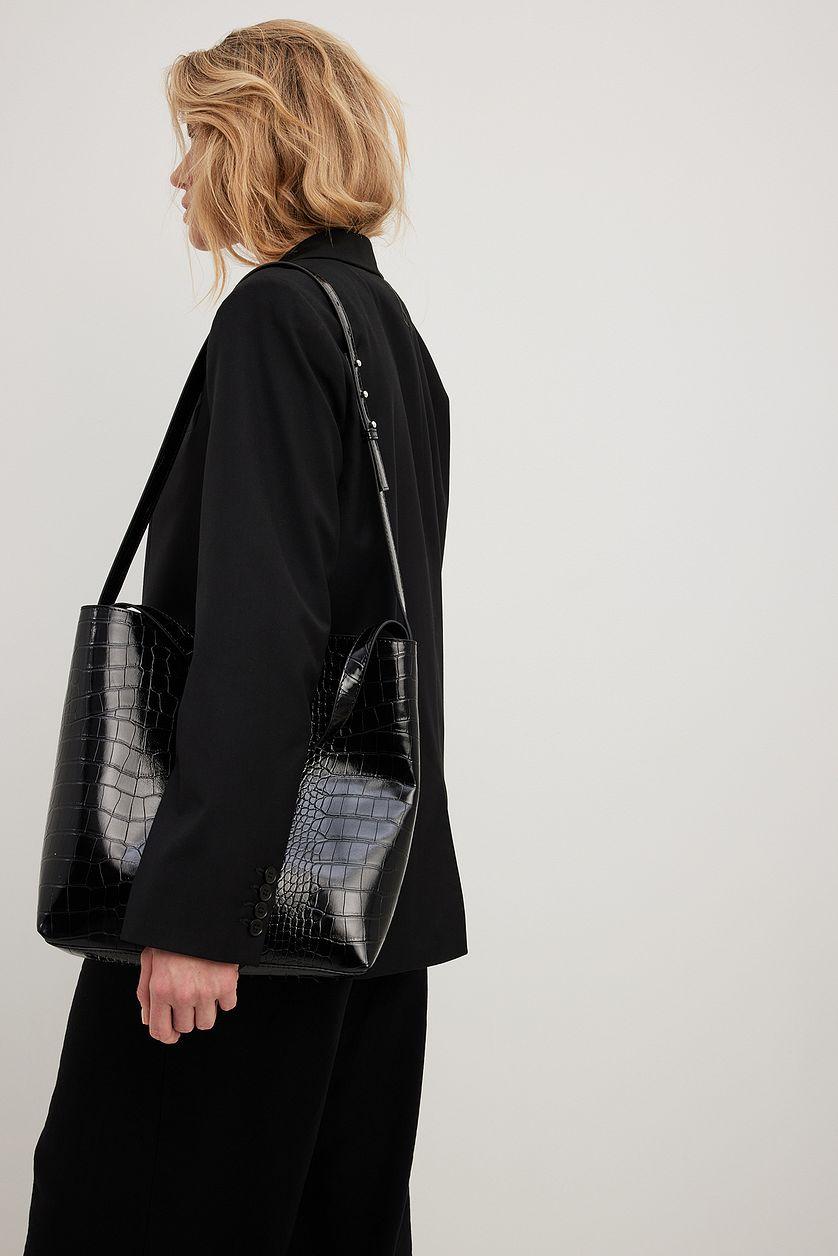 Basic Bucket Tote Product Image