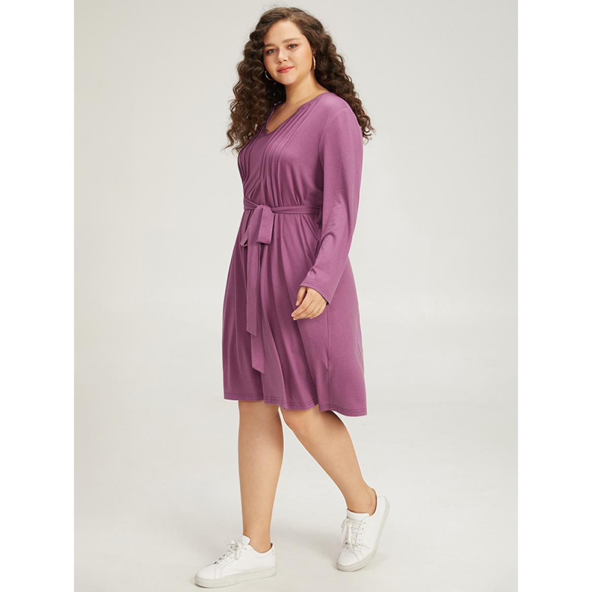 Plus Size Solid Notched Pocket Pleated Belted Dress Purple Women Casual Plain Notched collar Long Sleeve Curvy Midi Dress BloomChic 22-24/3X Product Image