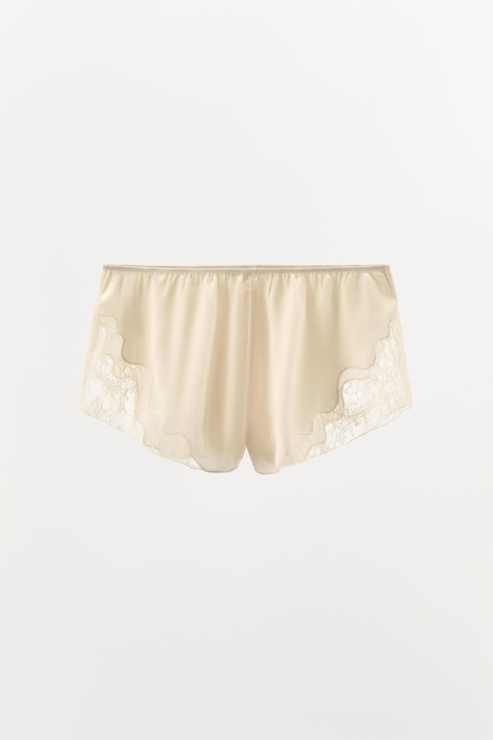 LACE TRIM PAJAMA SHORTS Product Image