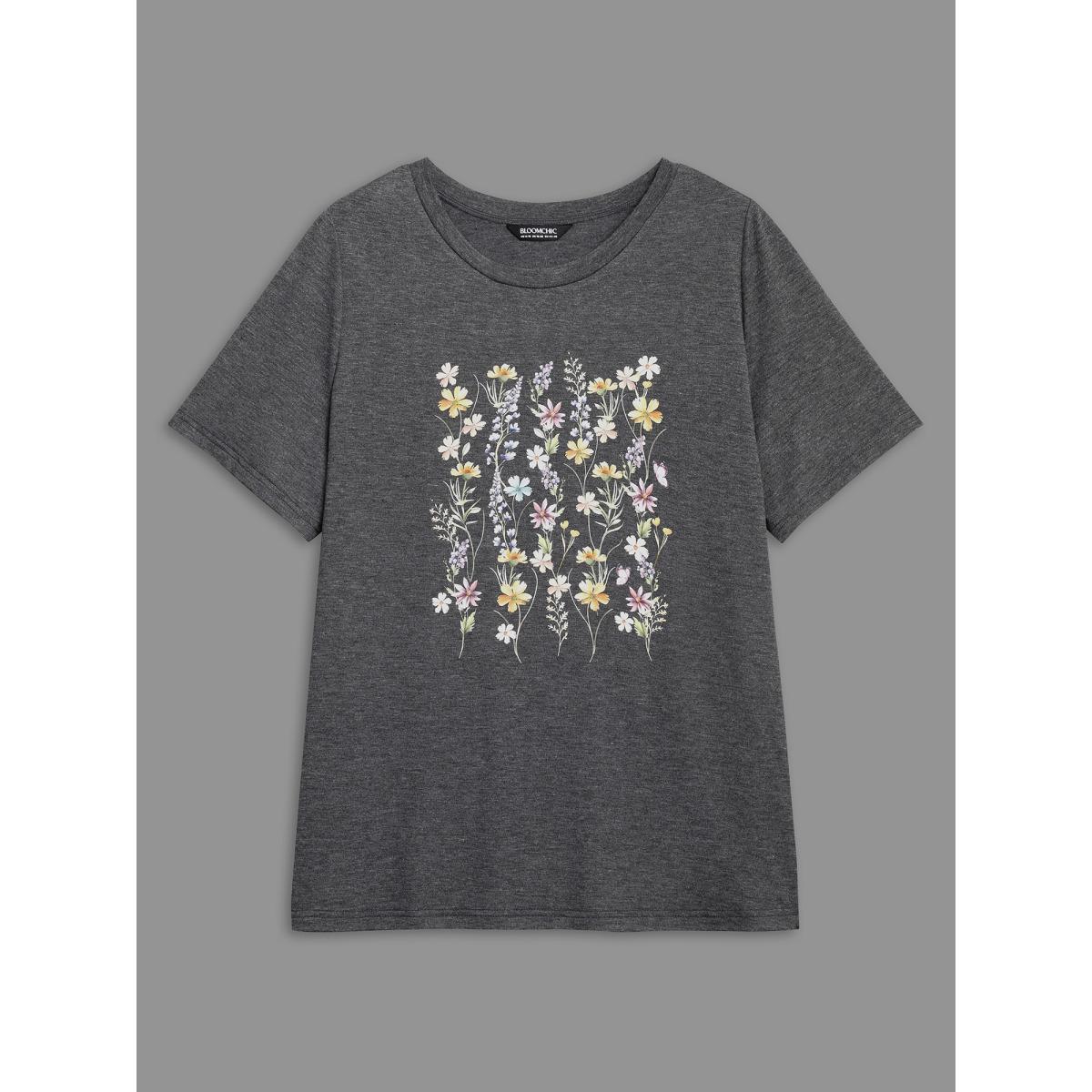 Plus Size Floral Crew Neck Stretchy T-Shirt DimGray Women Leisure Non Natural Flowers Round Neck Casual T-shirts BloomChic 30/6X Product Image