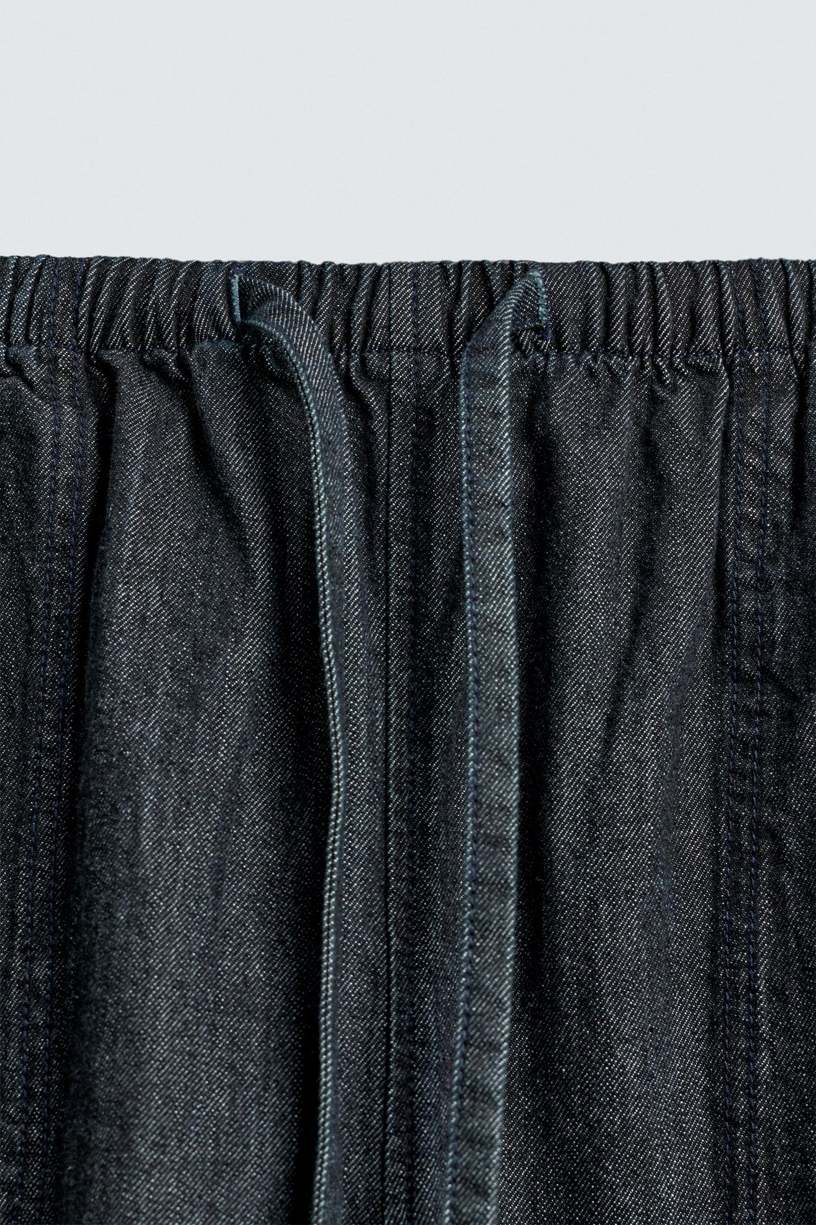 RELAXED FIT JOGGER JEANS Product Image