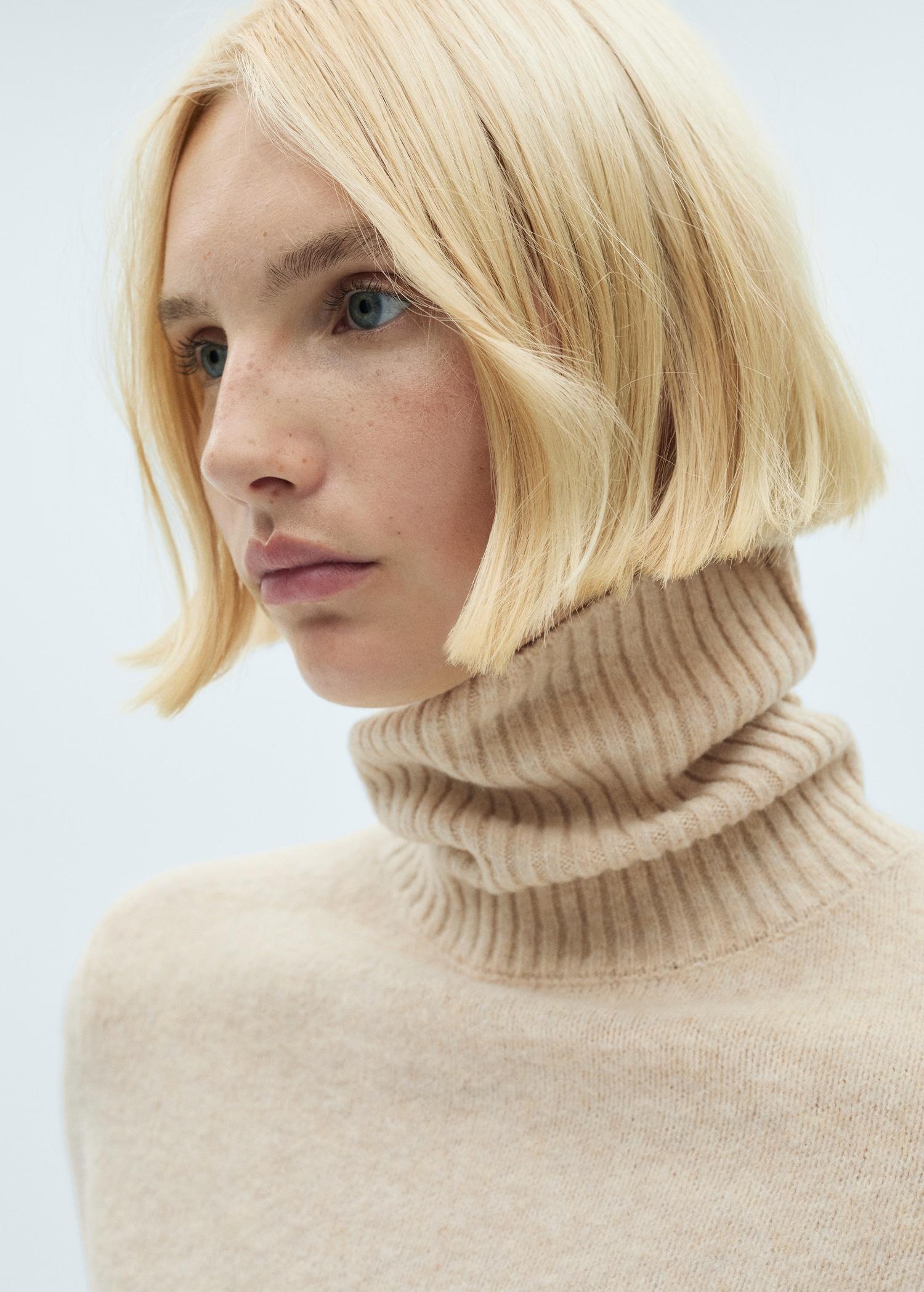 Turtle neck sweater - Women | MANGO USA Product Image
