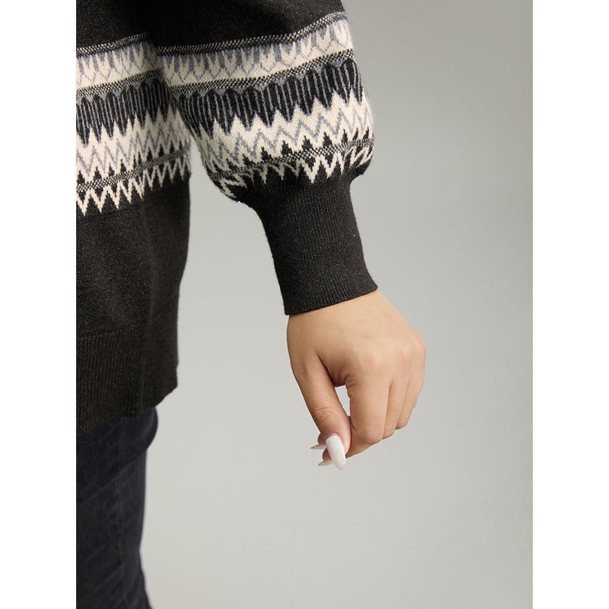 Plus Size Supersoft Essentials Anti-Pilling Bandana Print Pullover Black Women Casual Loose Long Sleeve Round Neck Dailywear Pullovers BloomChic 26/4X Product Image