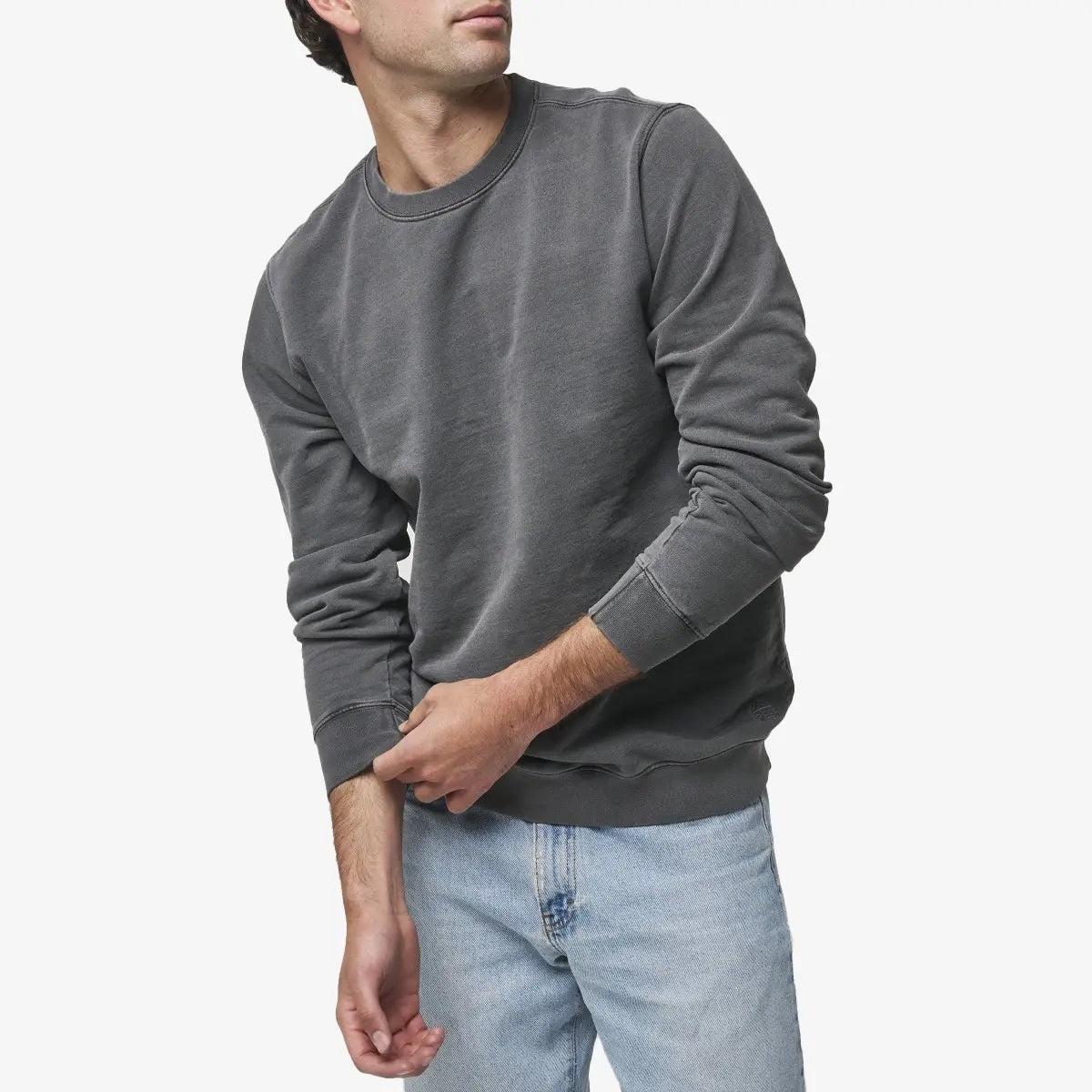 Vivas Crewneck Pullover Male Product Image
