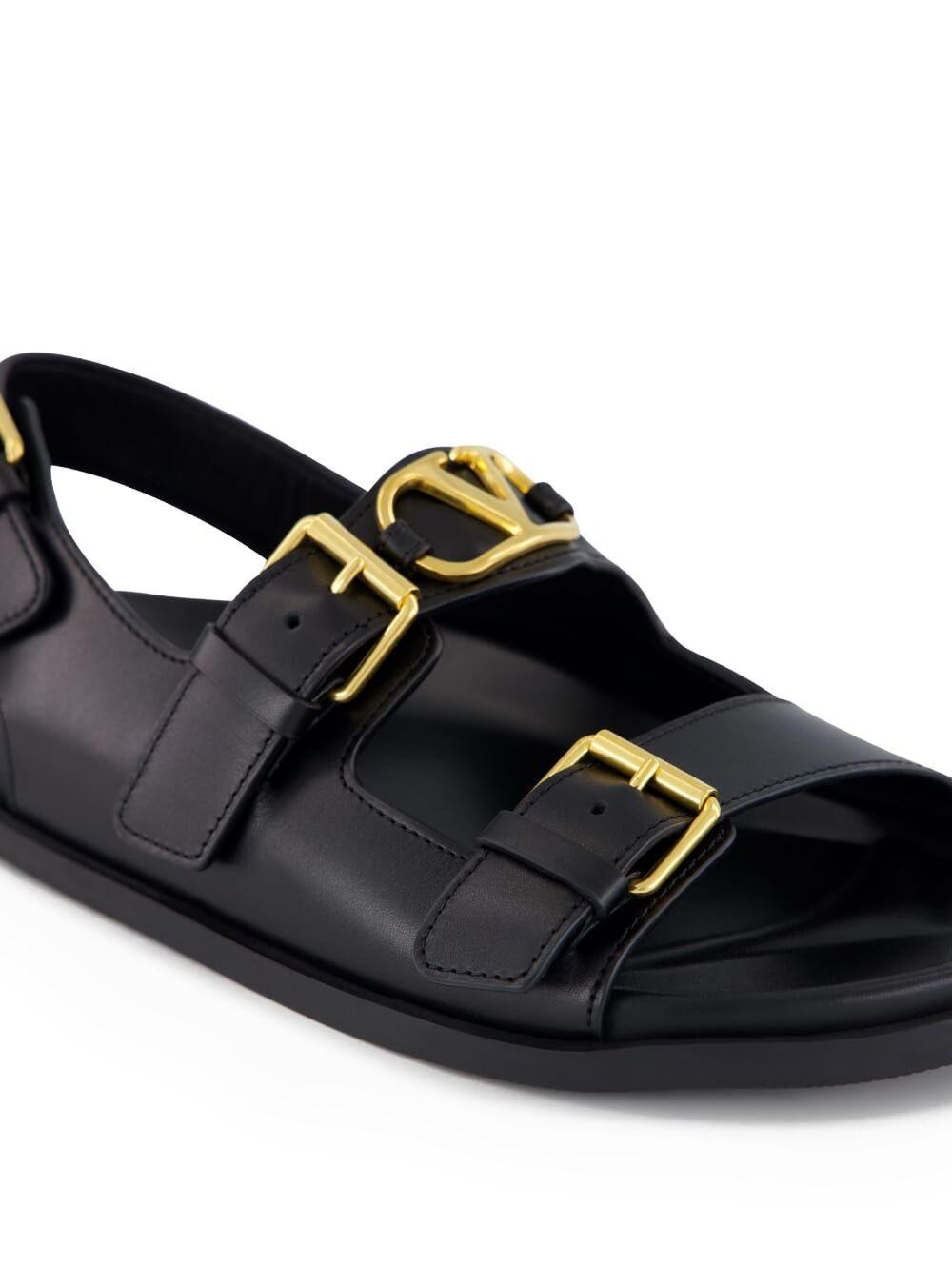 VLogo Signature buckle-detail sandals Product Image