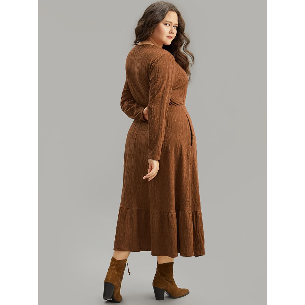 Plus Size Water Ripple Long Sleeve Pocket Dress Rust Women Casual Texture Round Neck Long Sleeve Curvy Midi Dress BloomChic 30/6X Product Image