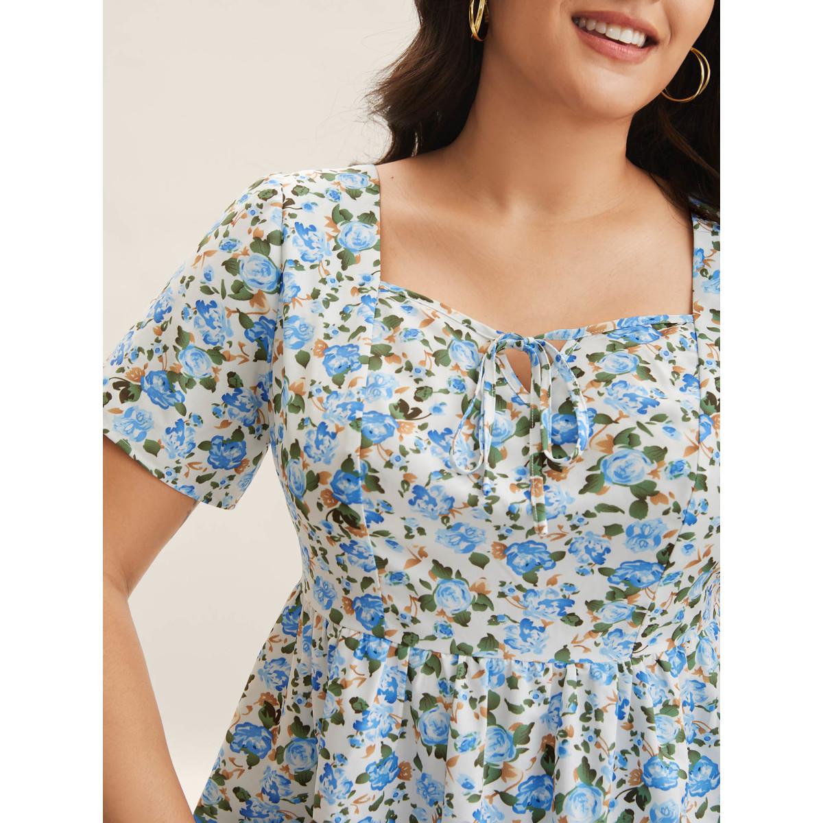 Plus Size Multicolor Floral Print Square Neck Babydoll Top Women Short sleeve Heart neckline Everyday-Elegant Blouses BloomChic 18-20/2X Product Image