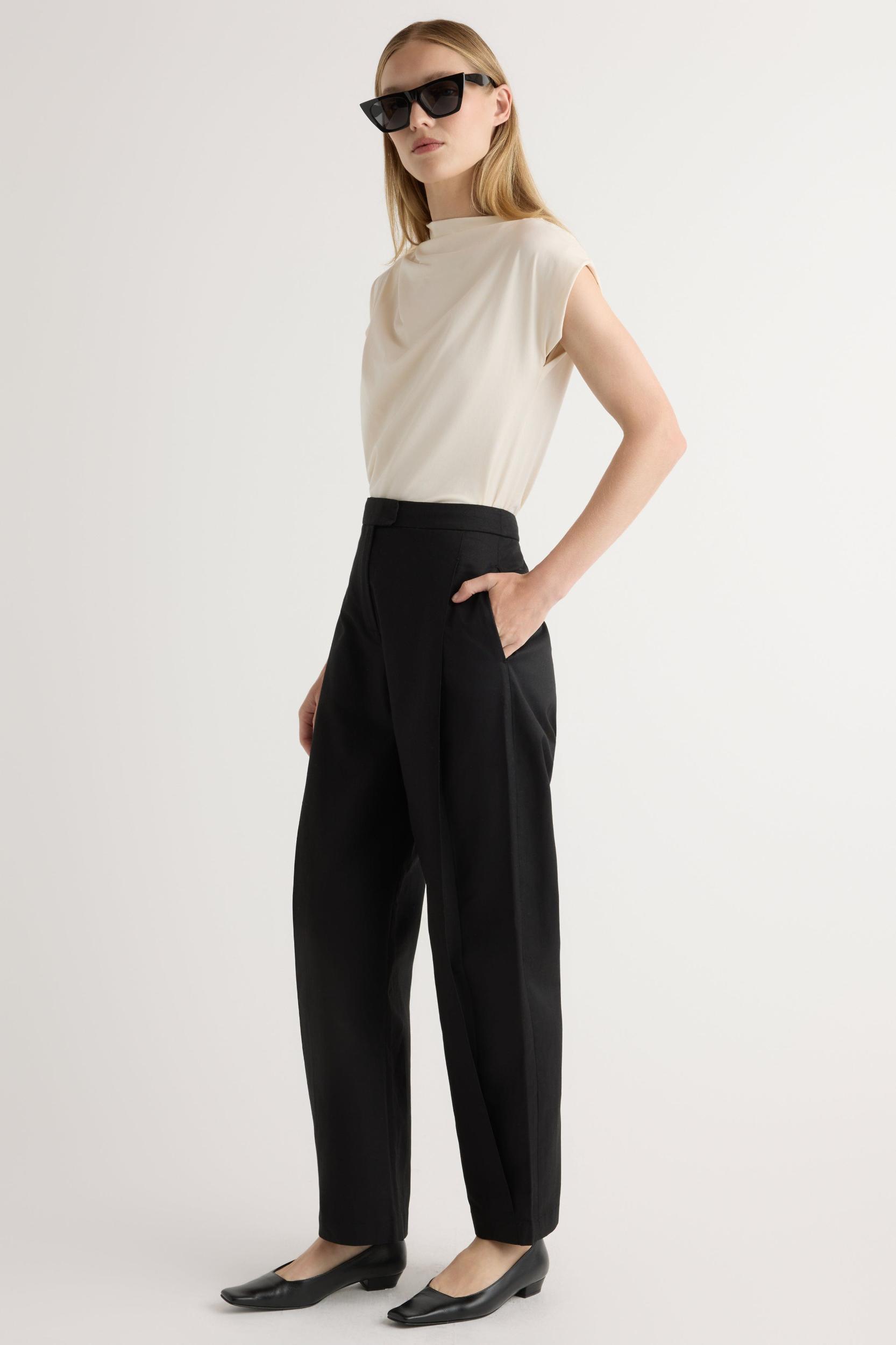 Lucia Tailored Barrel-Leg Pant Product Image