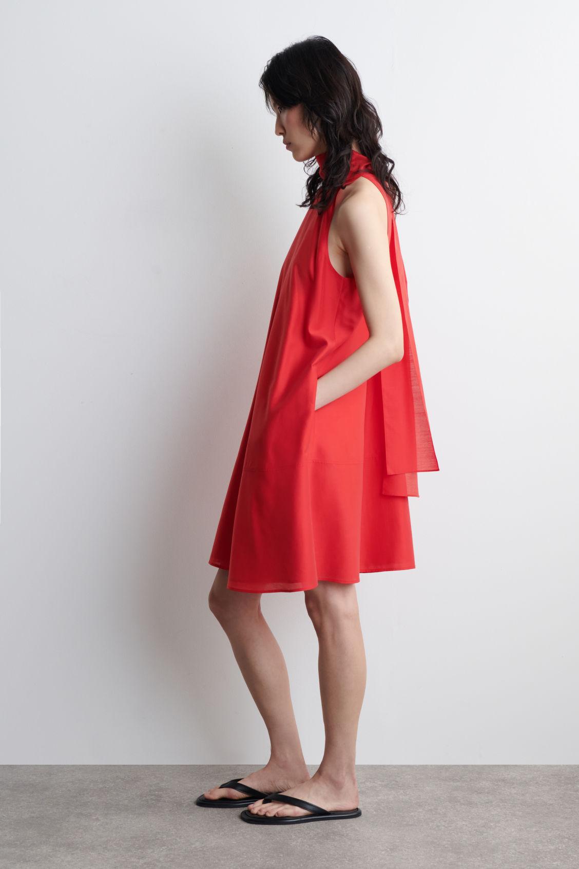 FLUID HALTERNECK MINI DRESS Product Image