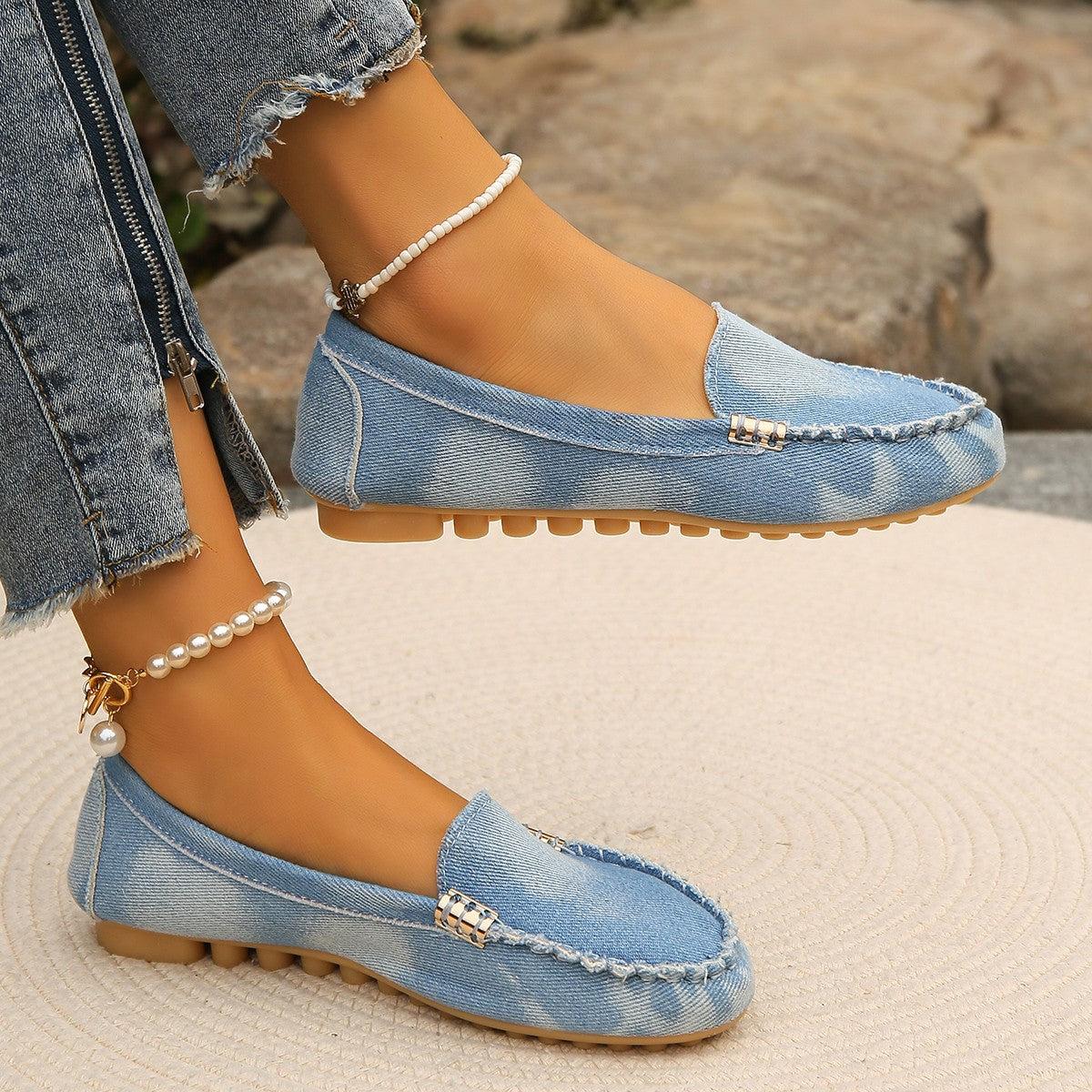 Round Toe Flat Loafers Product Image