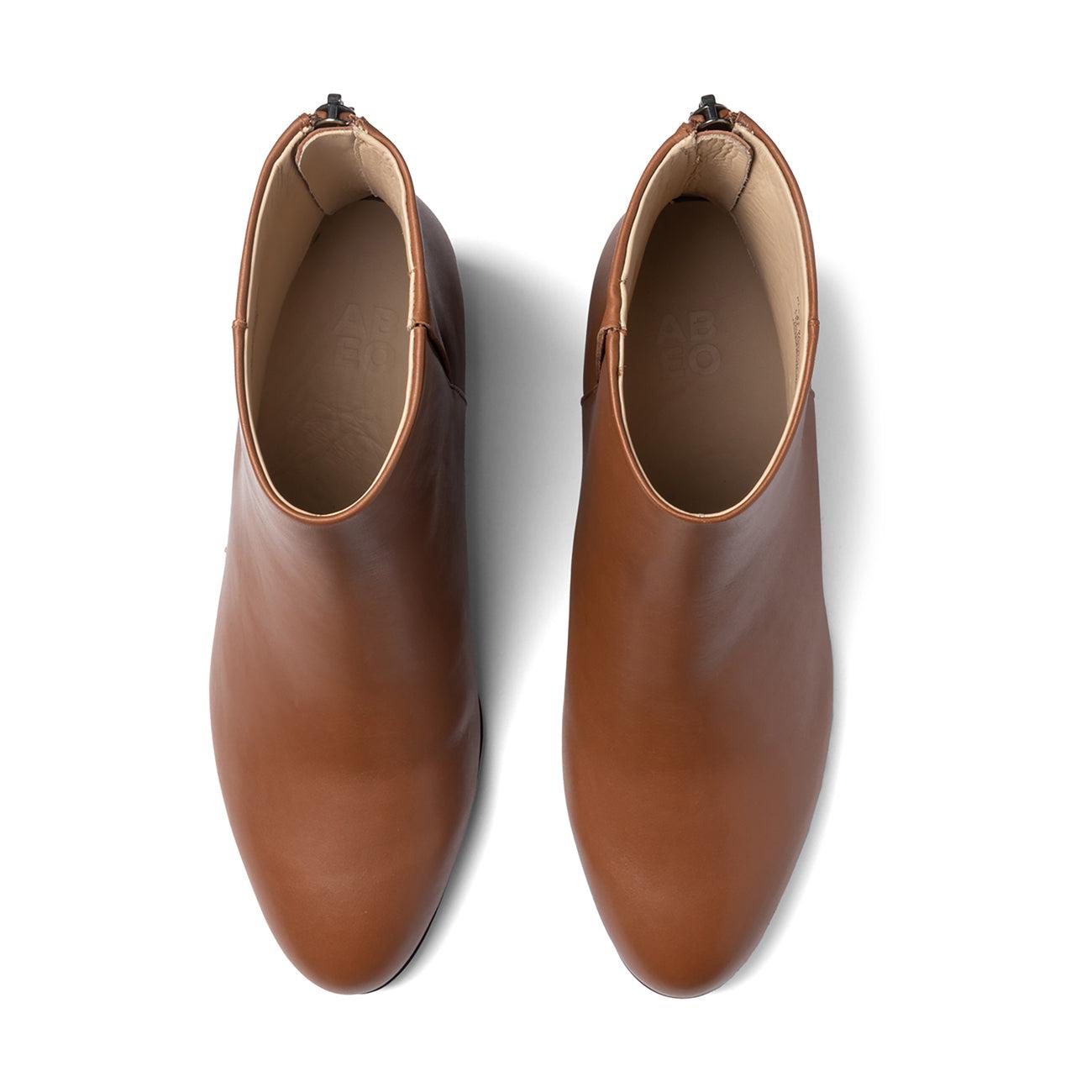 Plaza Back Zip Female Product Image