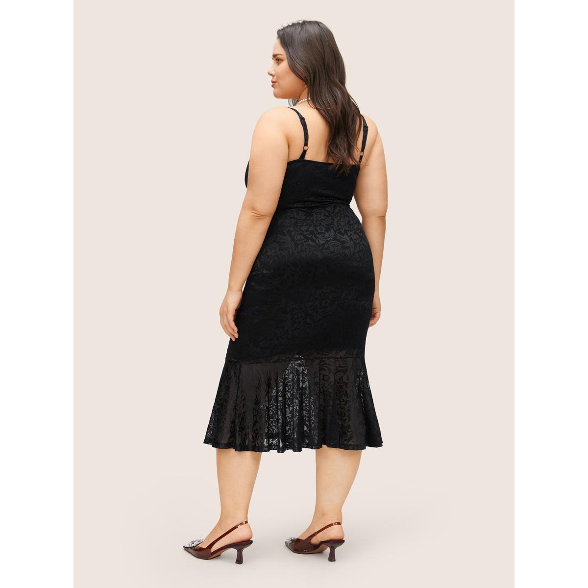Plus Size Floral Lace Panel Mermaid Hem Cami Dress Black Women Cocktail See through Scoop Neck Sleeveless Curvy Midi Dress BloomChic 14-16/1X Product Image