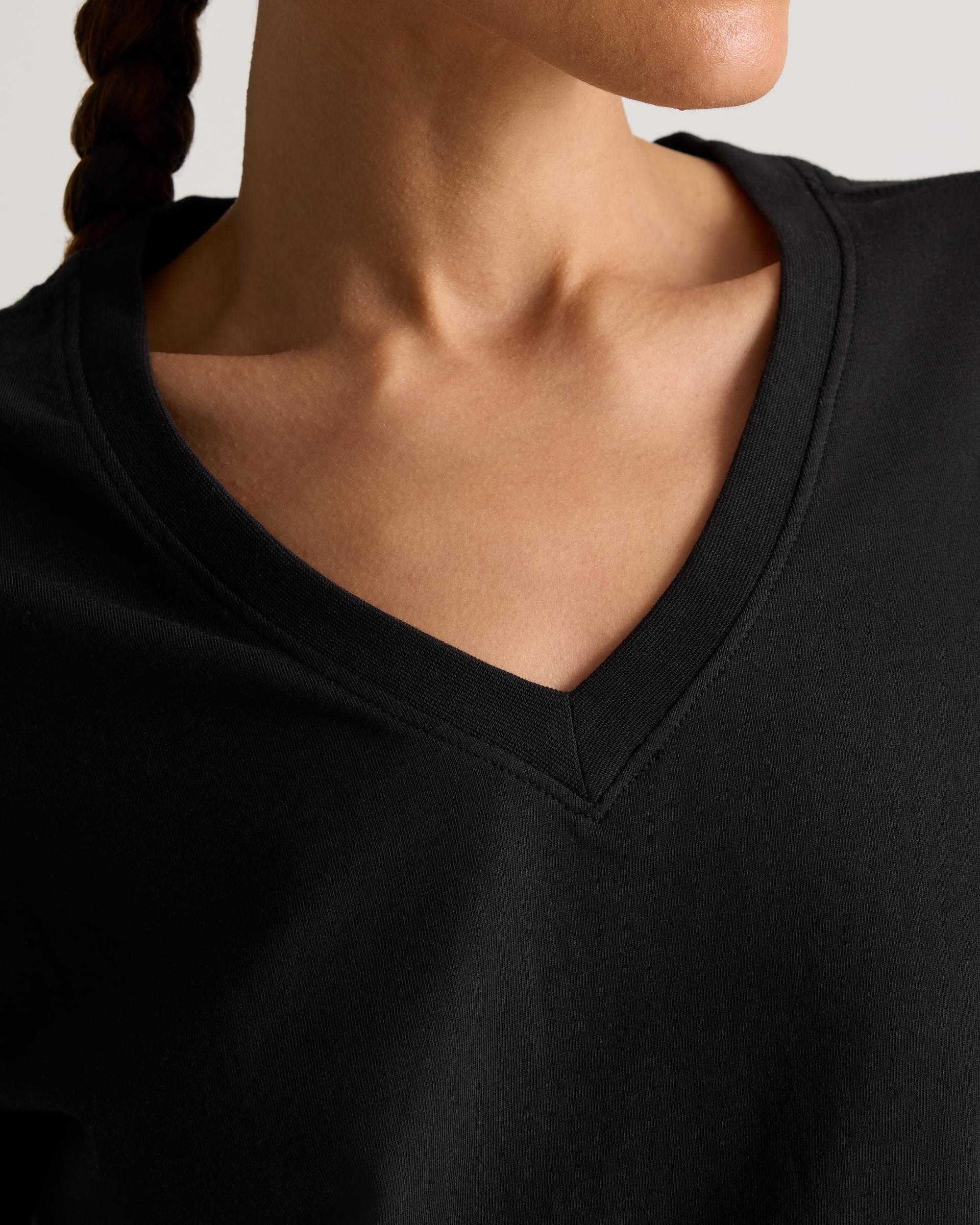 Quince | Women's Boxy V-Neck T-Shirt Organic Cotton Product Image