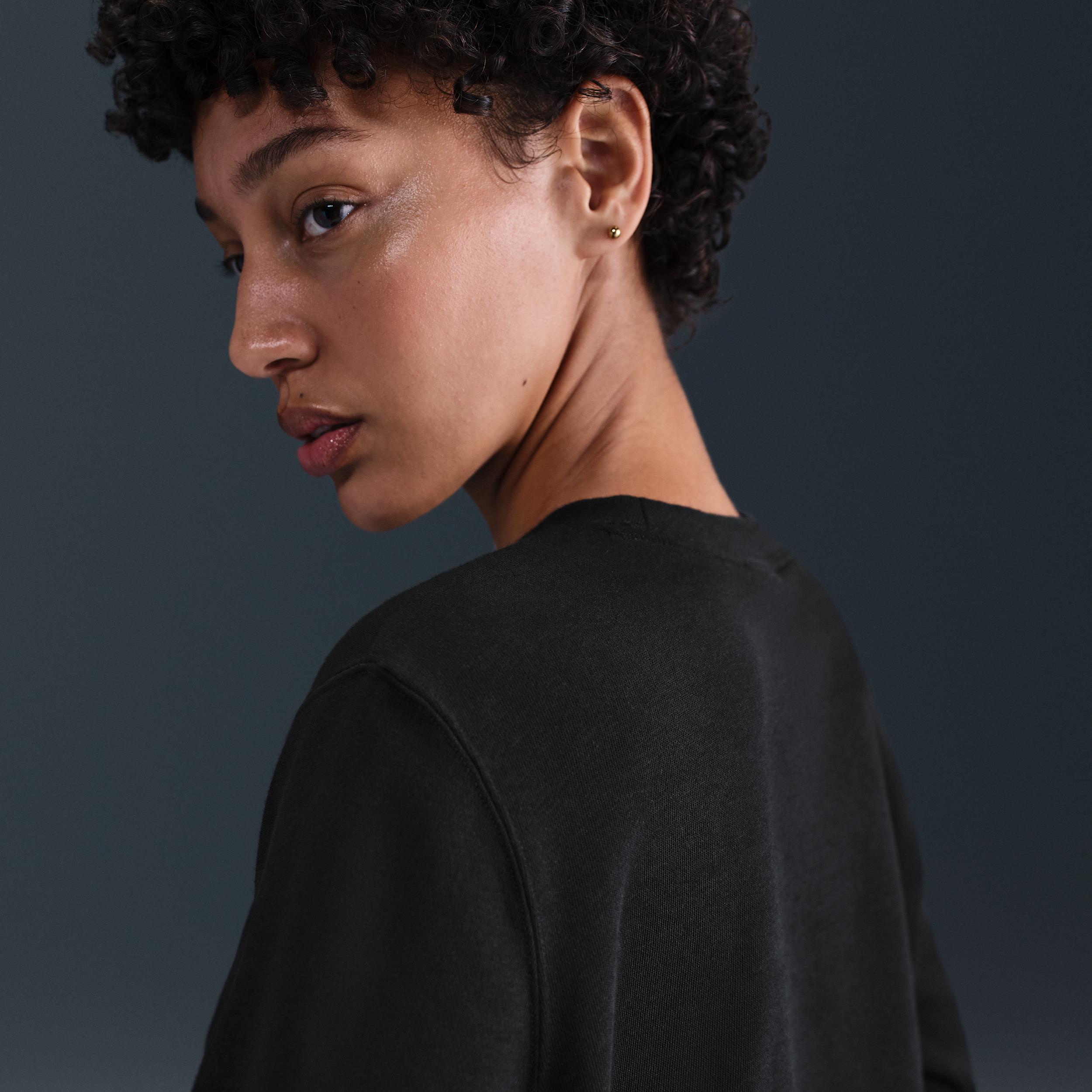 Womens Nike Sportswear Chill Terry Crew-Neck French Terry Sweatshirt | HV2393-675 Product Image