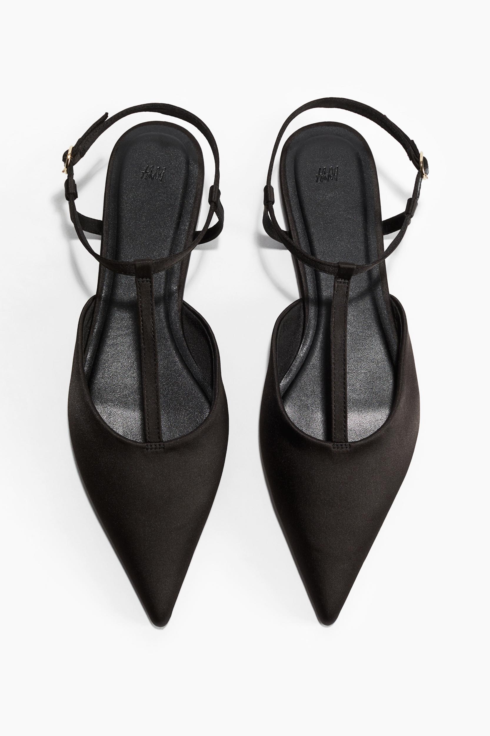 Pointed satin sandals Product Image